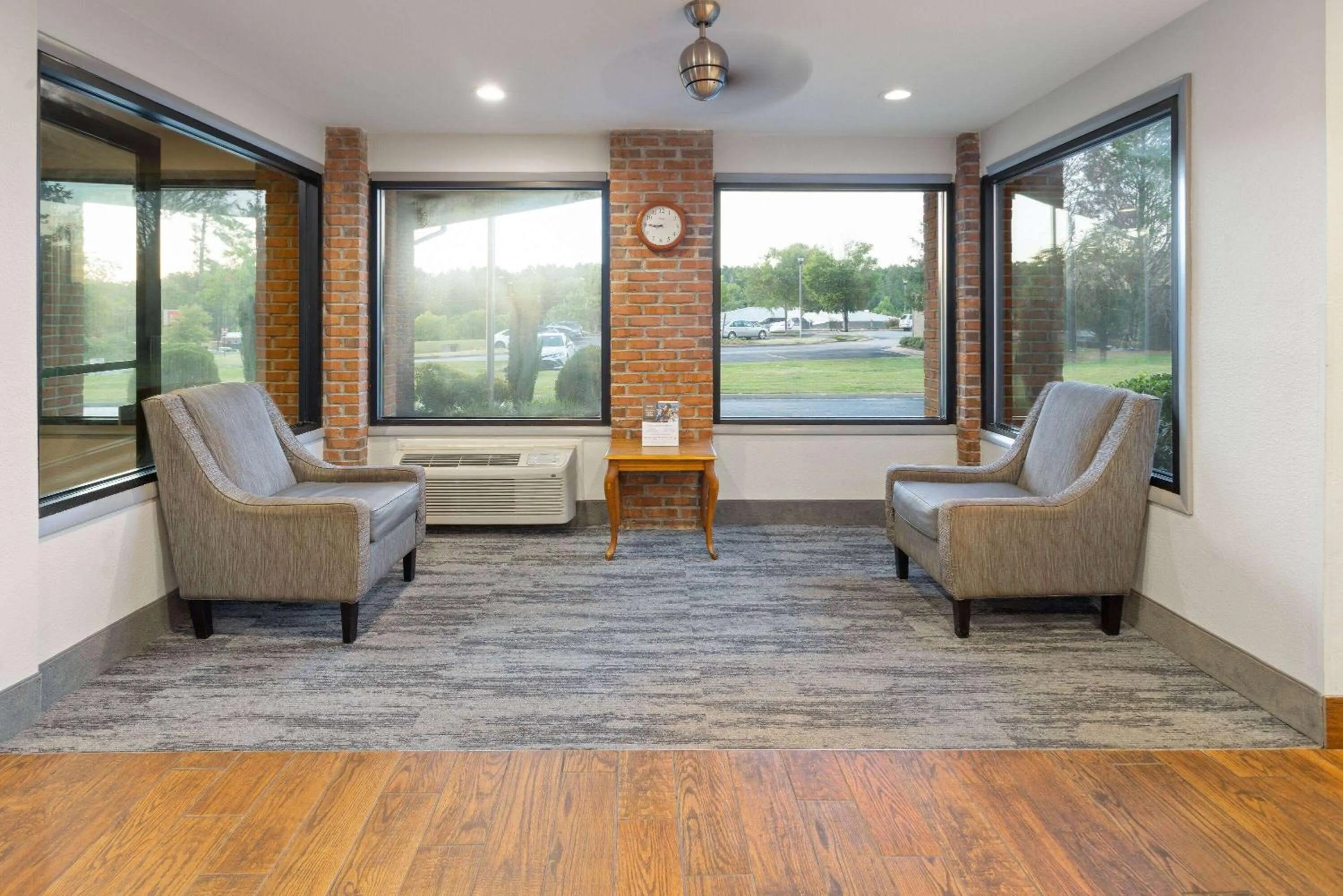 Lobby or reception in Baymont by Wyndham LaGrange