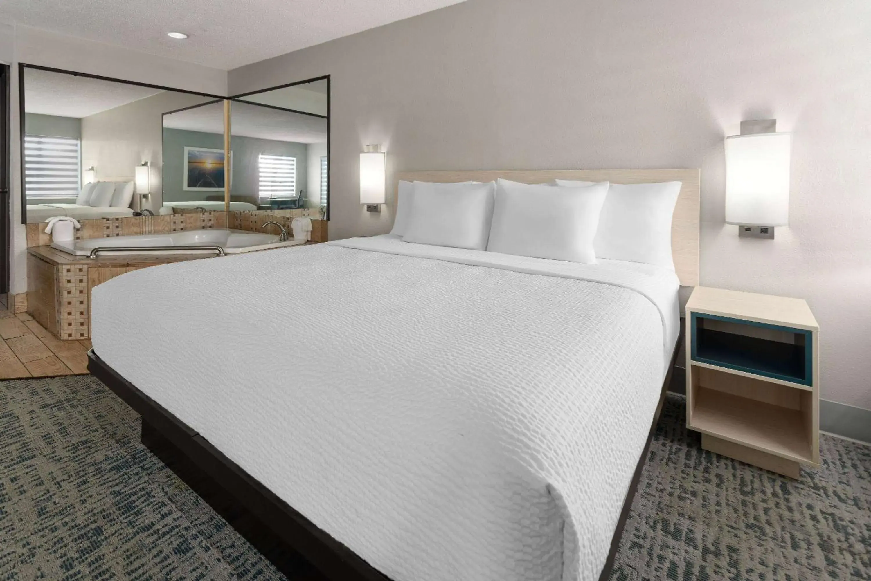 Deluxe King Suite - Non-Smoking in Baymont by Wyndham LaGrange Deluxe King Suite - Non-Smoking in Baymont by Wyndham LaGrange