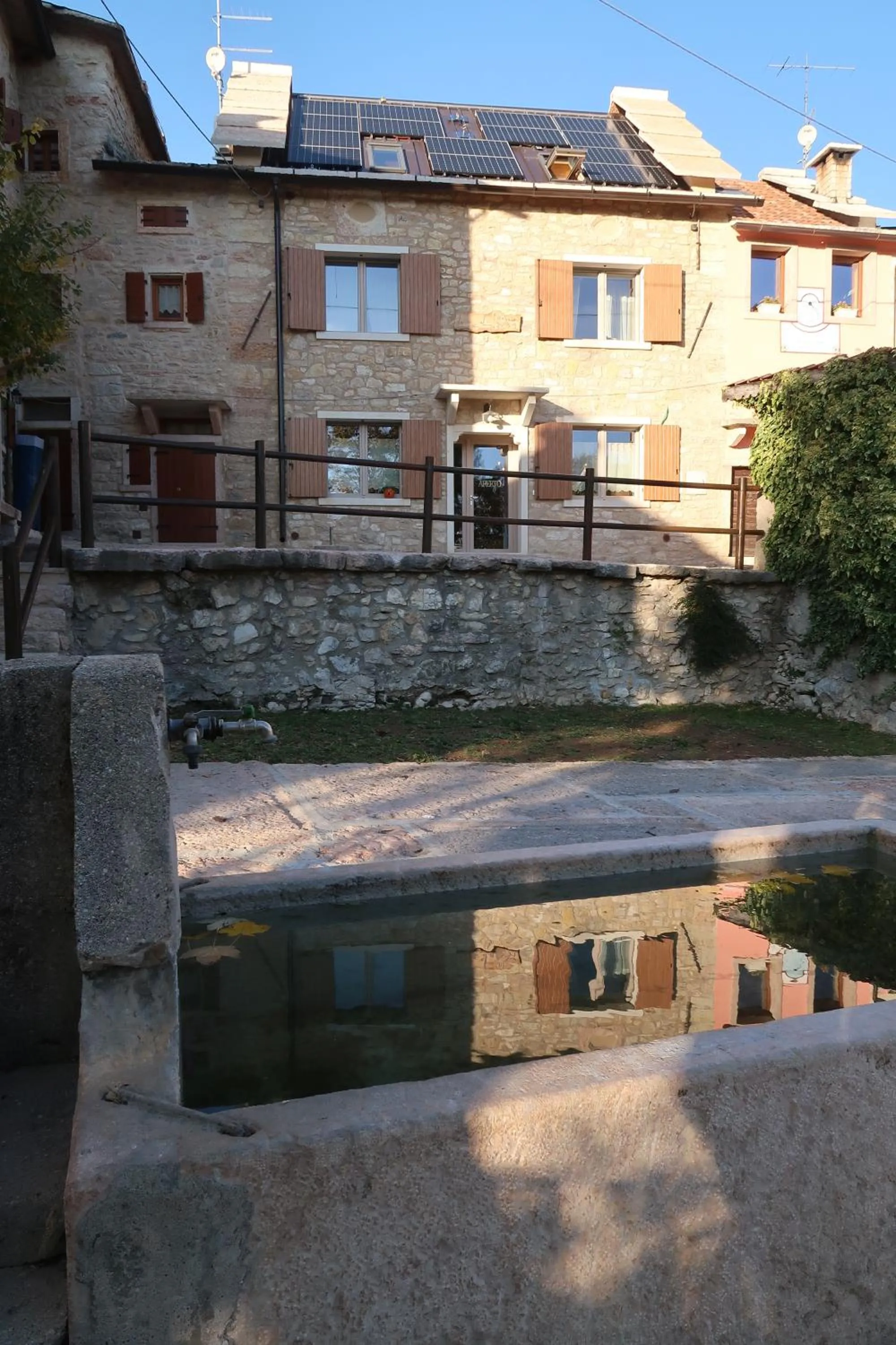 Property building in Malga Laben