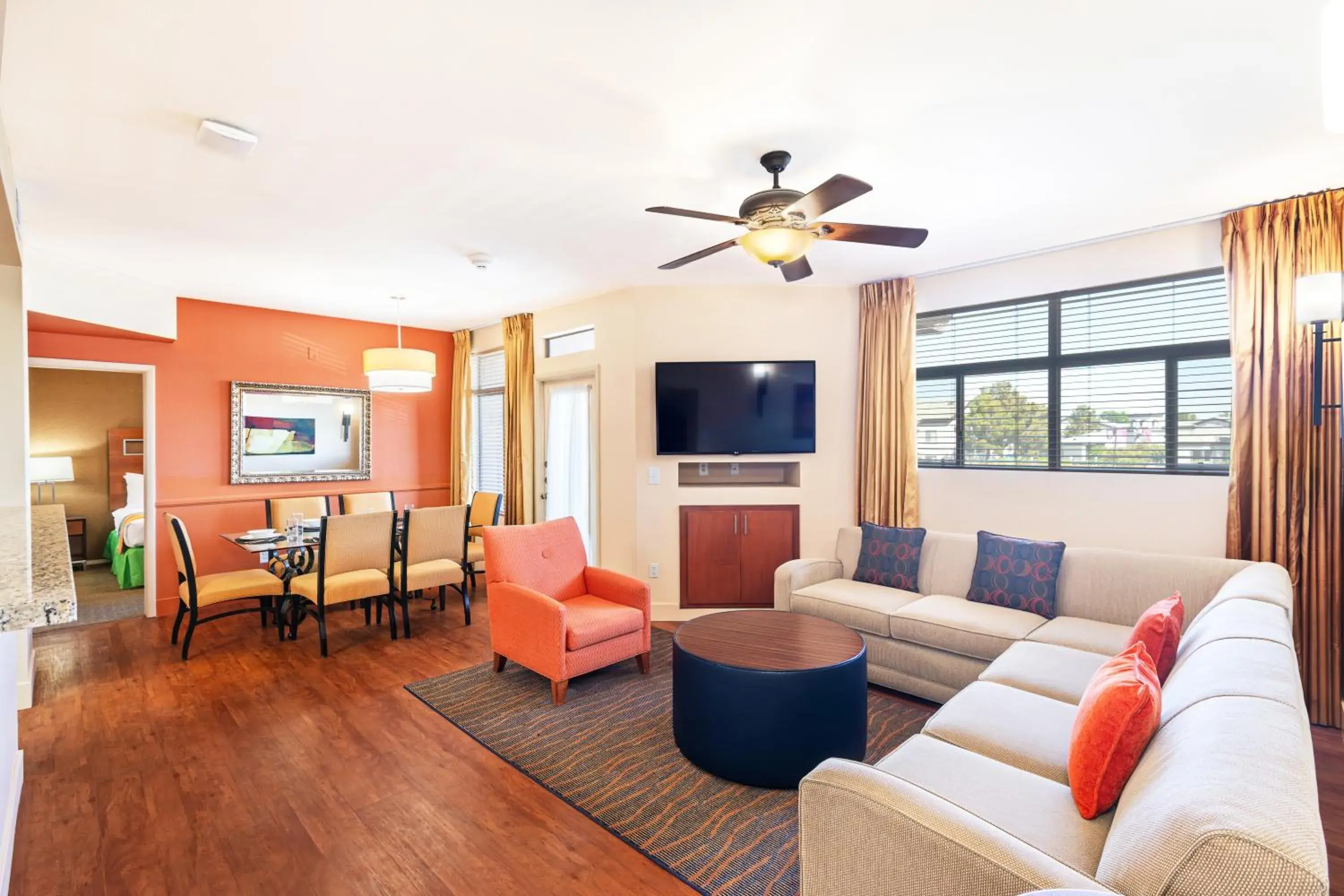 Two-Bedroom Unit in The Cliffs at Peace Canyon Two-Bedroom Unit in The Cliffs at Peace Canyon