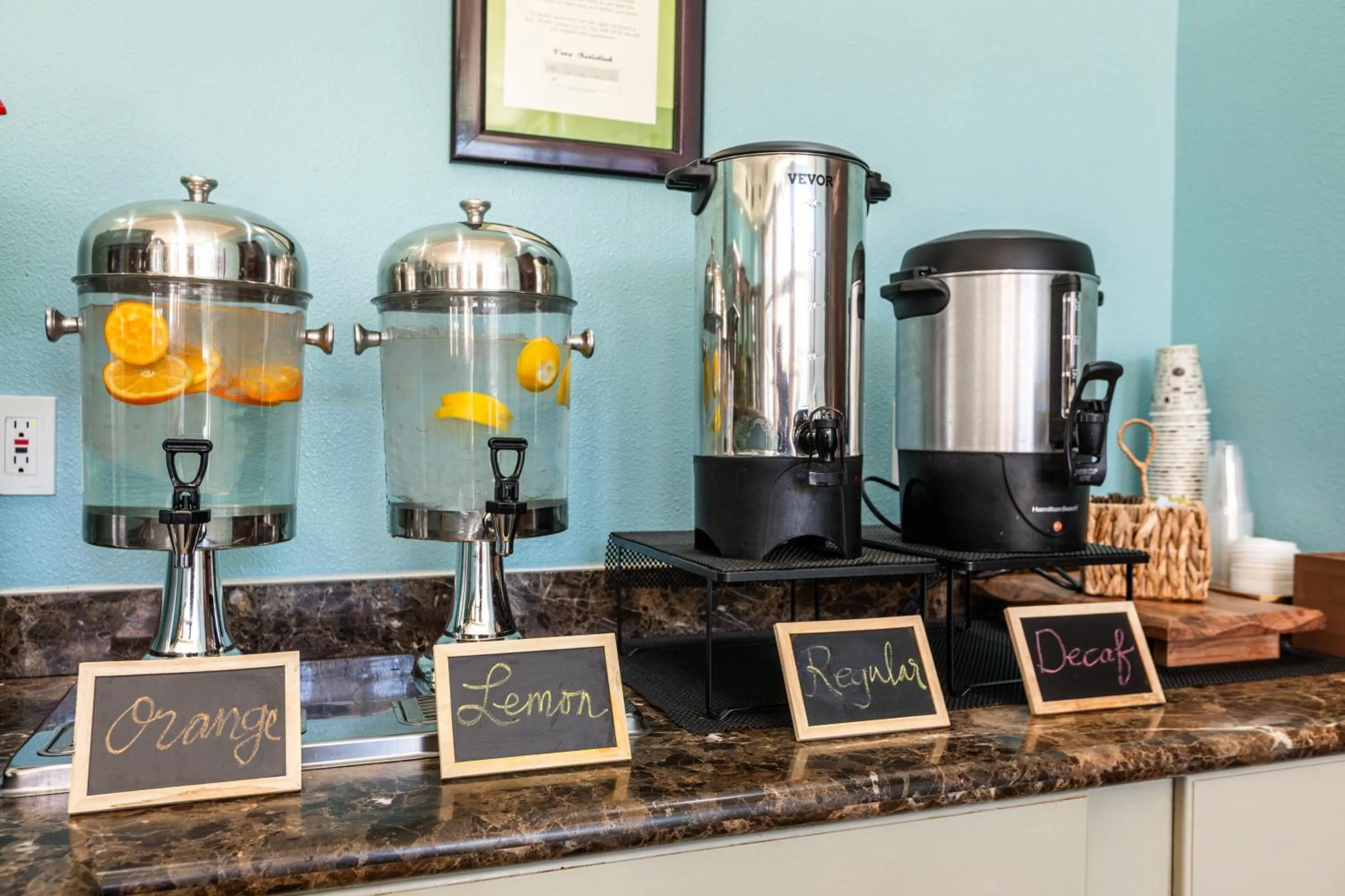 Coffee/tea facilities in The Cliffs at Peace Canyon