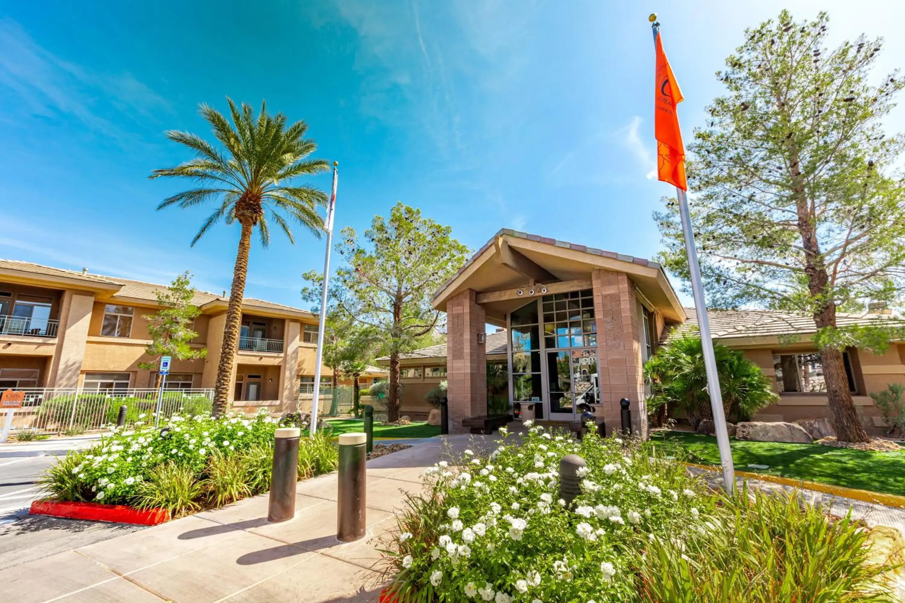 Facade/entrance in The Cliffs at Peace Canyon Facade/entrance in The Cliffs at Peace Canyon