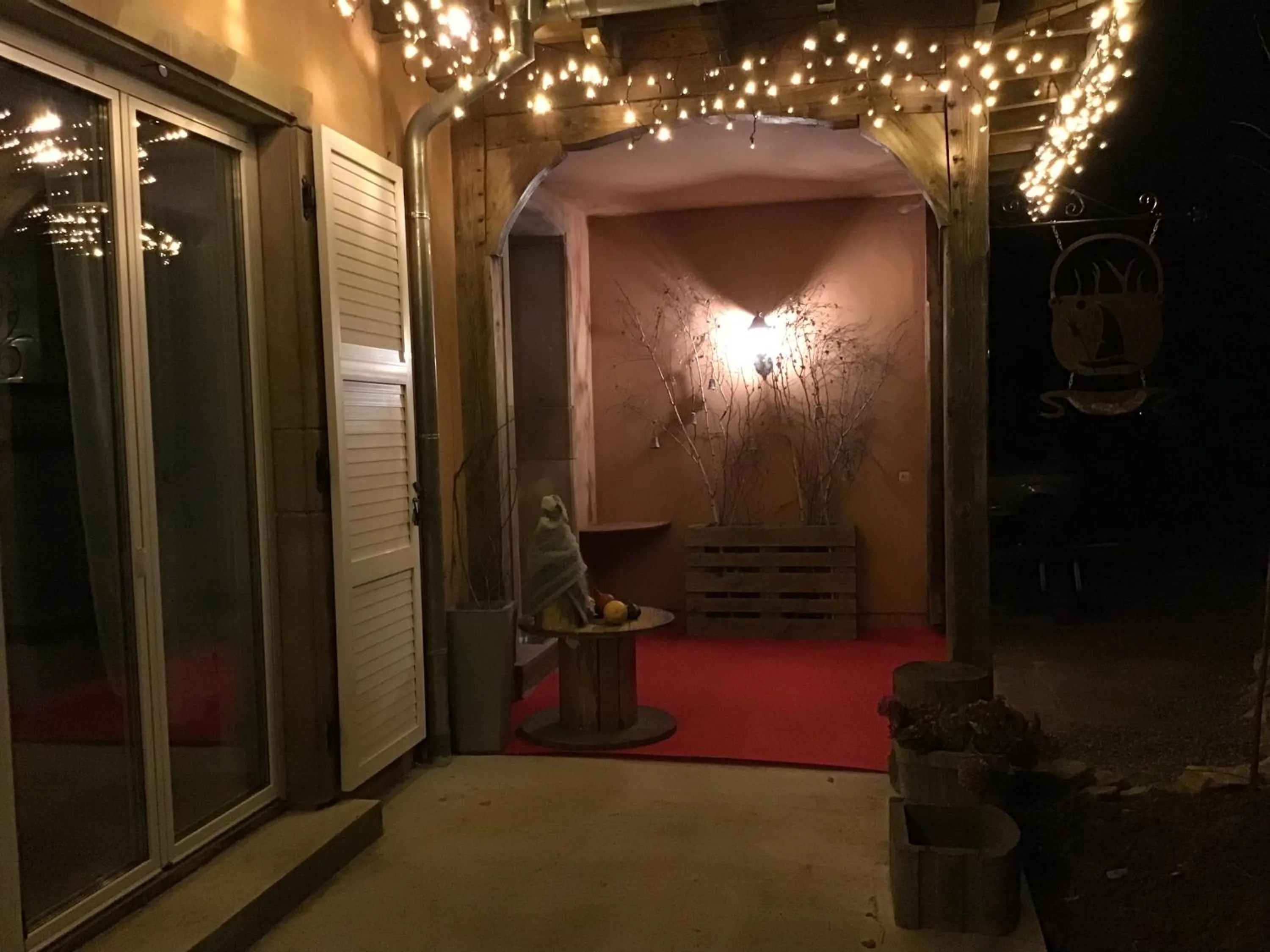 Facade/entrance in Domaine des Trois Sorciers