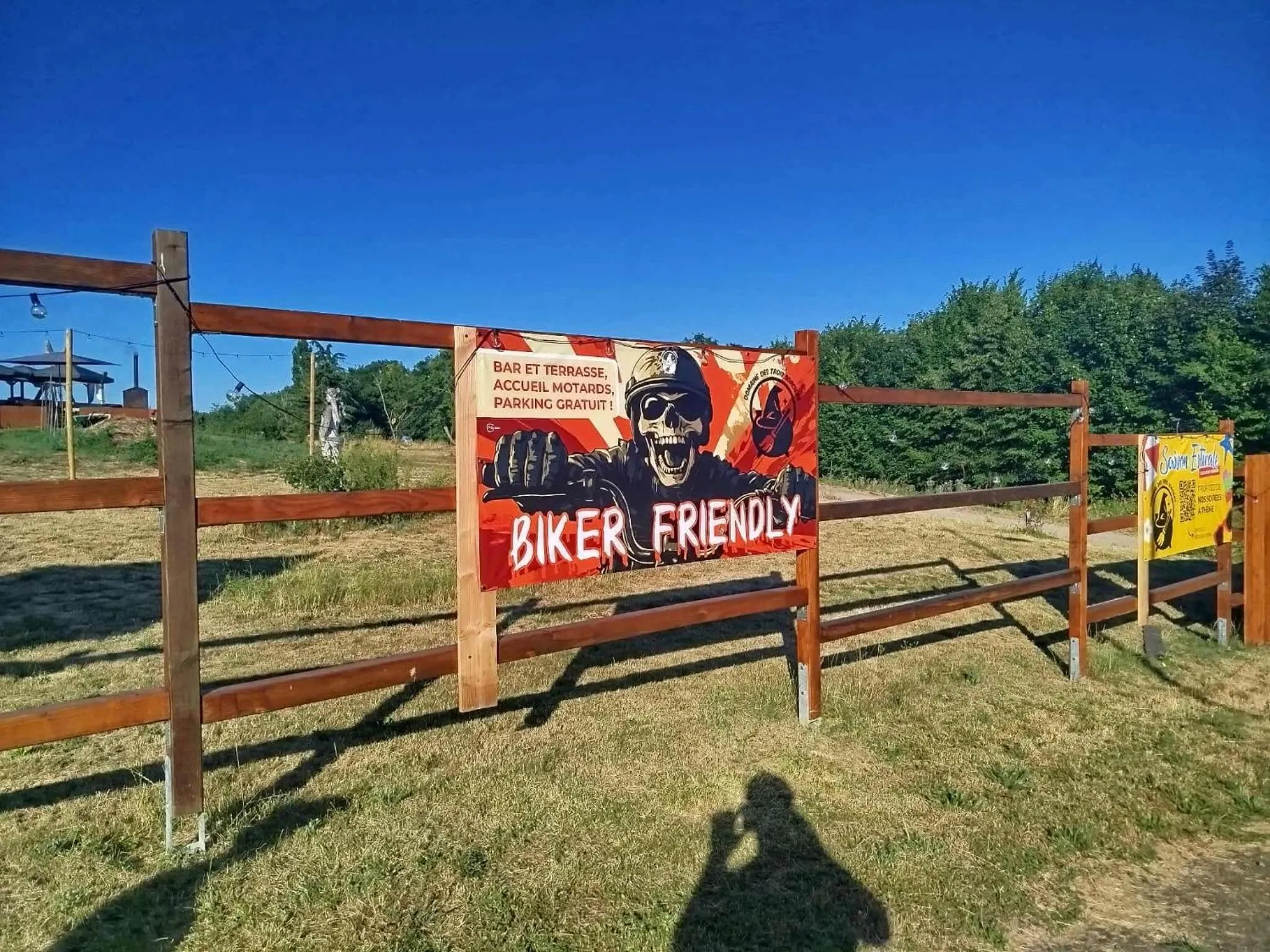 Lounge or bar in Domaine des Trois Sorciers