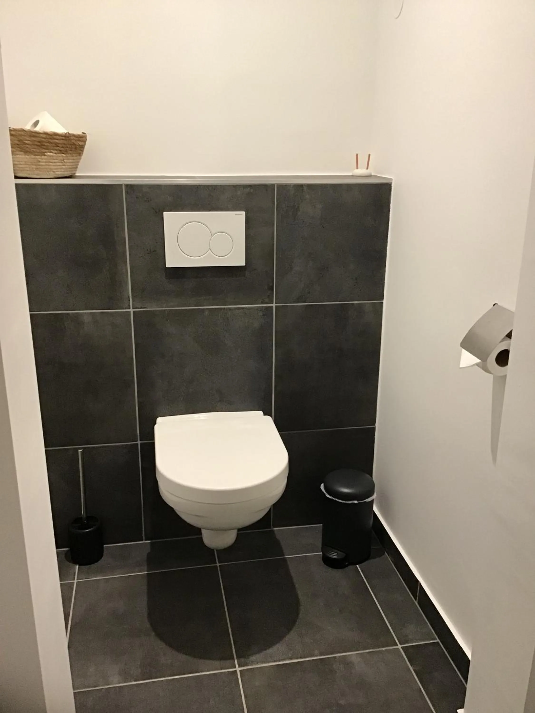 Toilet in Domaine des Trois Sorciers