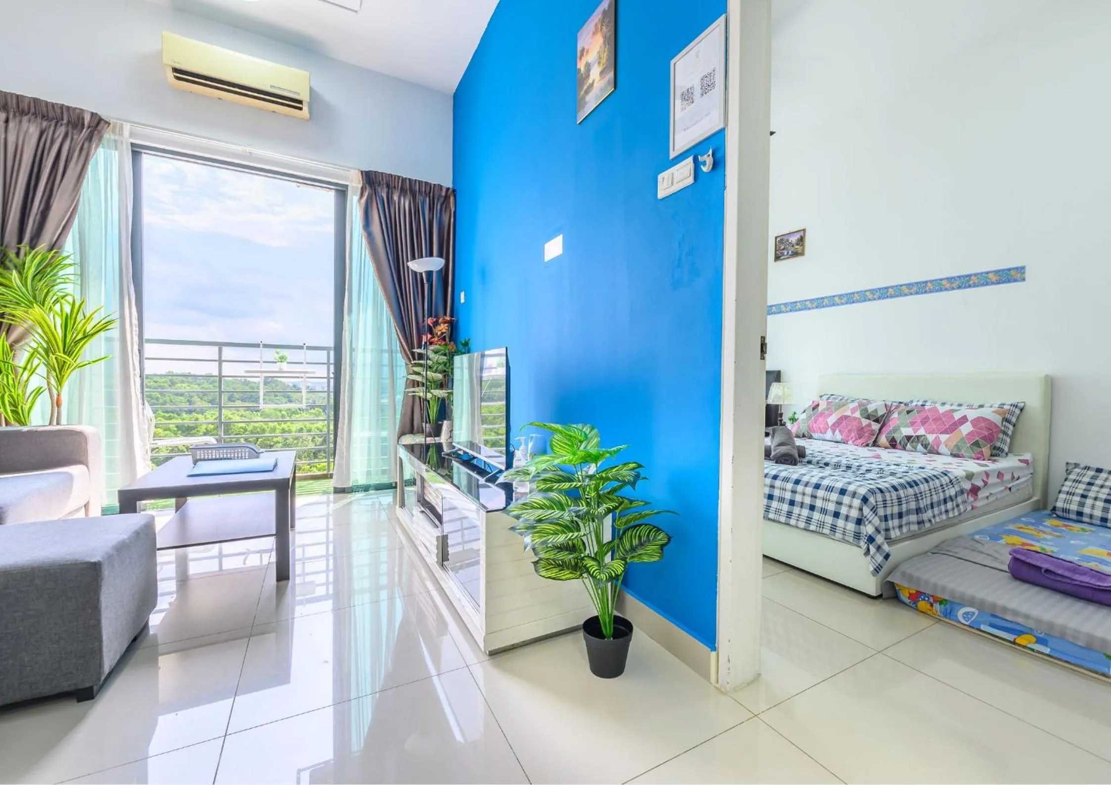 Bed in Cozy Park View Stay Above DPulze Mall #DP1