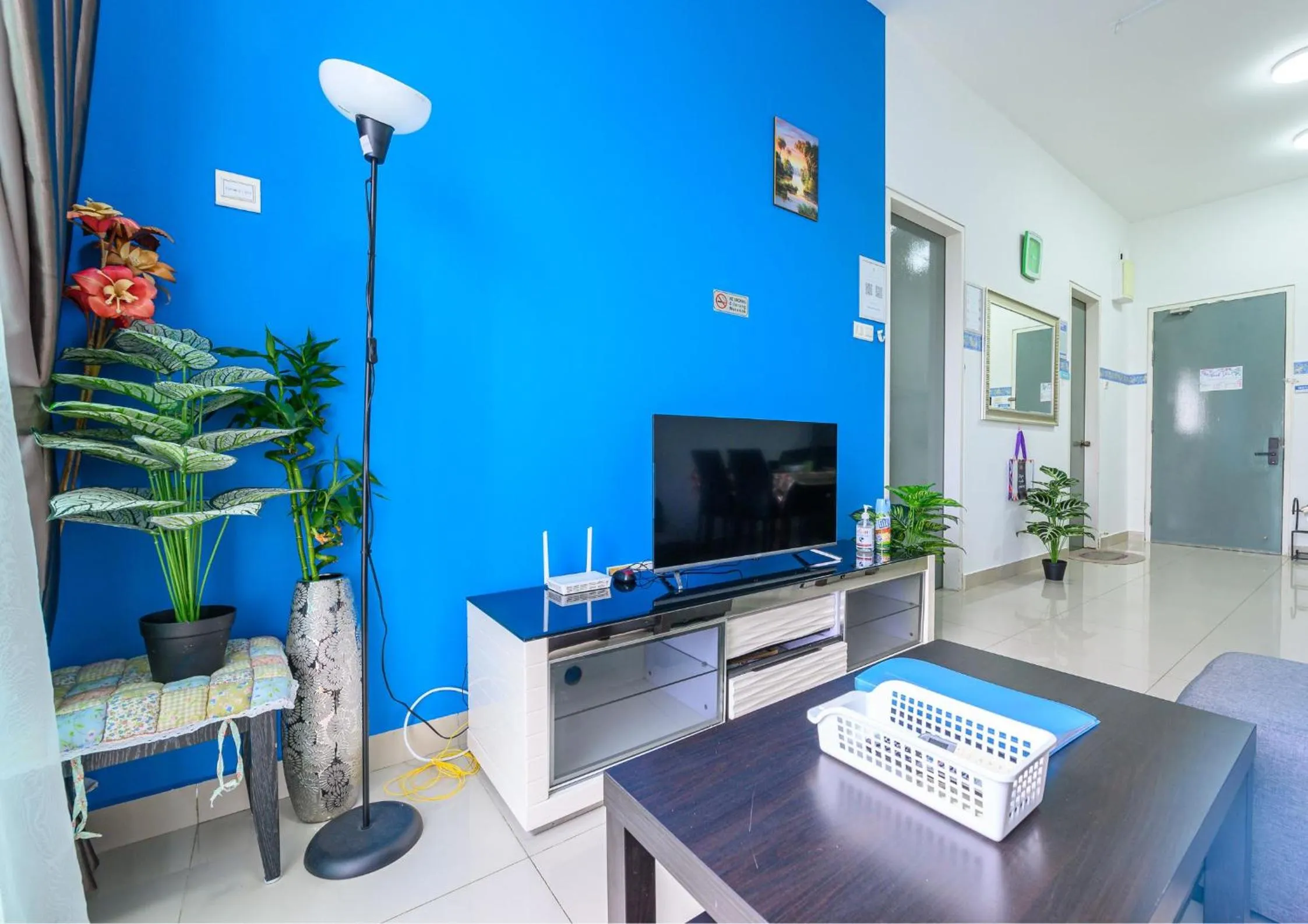 Communal lounge/ TV room in Cozy Park View Stay Above DPulze Mall #DP1