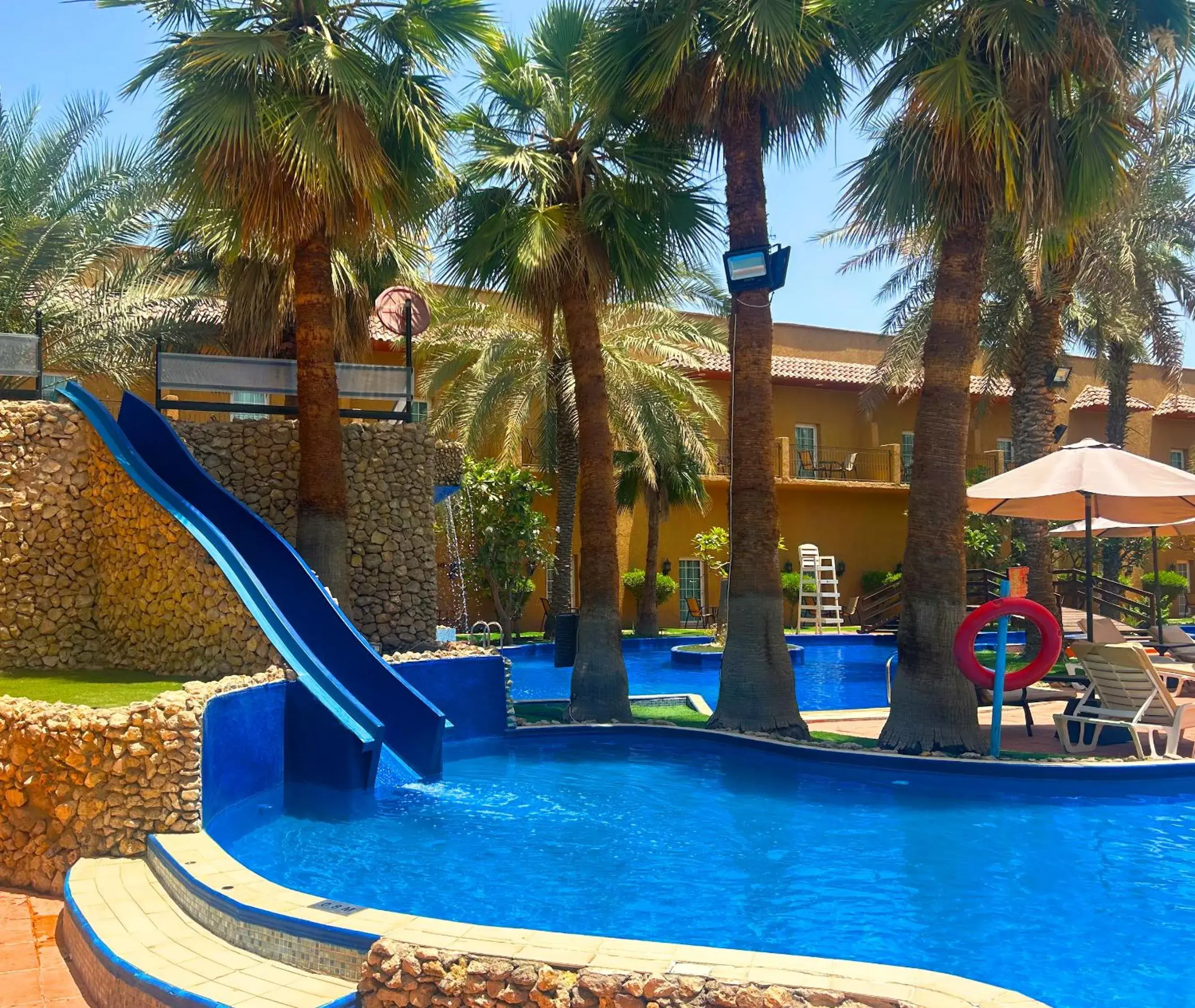 Pool view in Montrose - A Mayfair Collection Hotel Pool view in Montrose - A Mayfair Collection Hotel