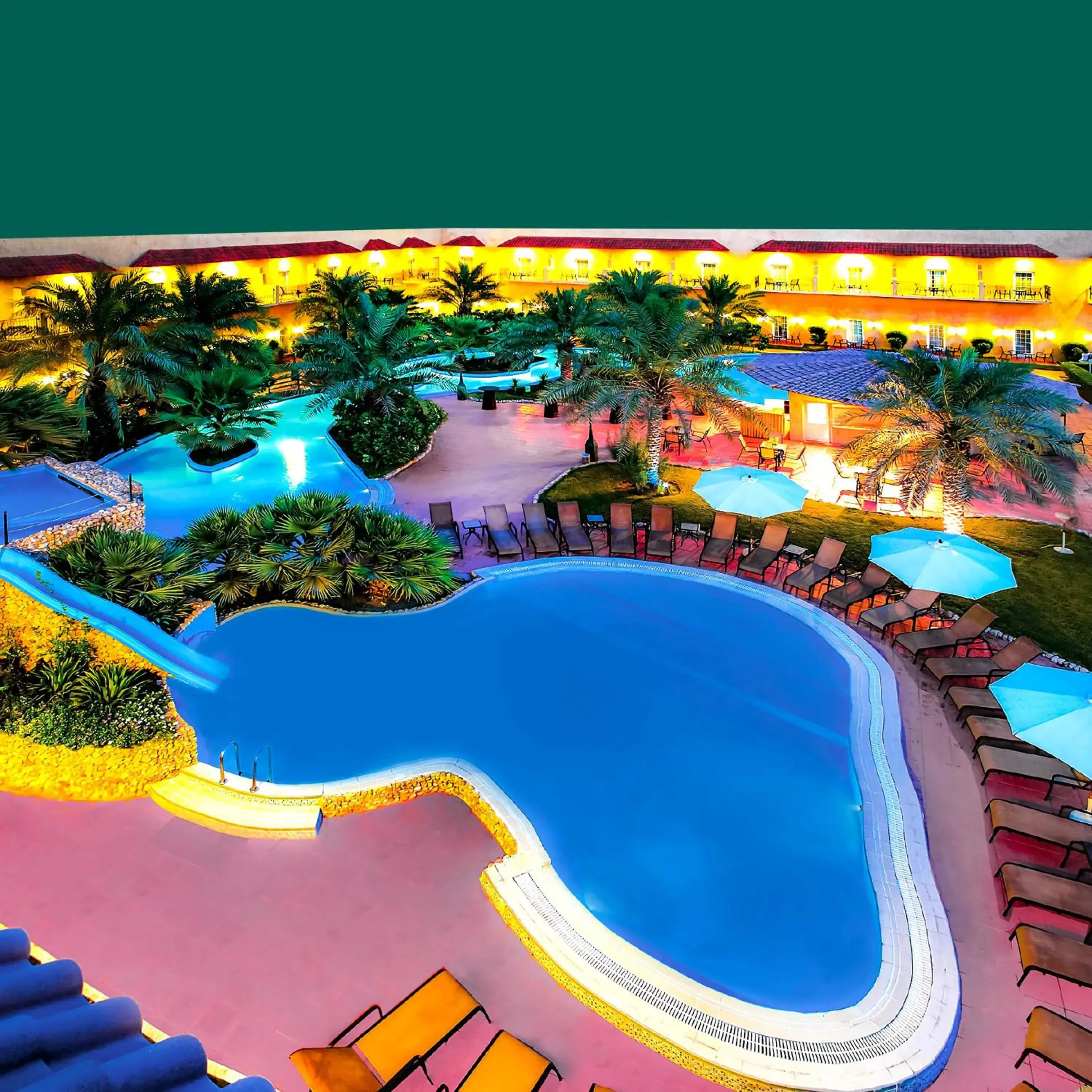 Swimming pool in Montrose - A Mayfair Collection Hotel Swimming pool in Montrose - A Mayfair Collection Hotel