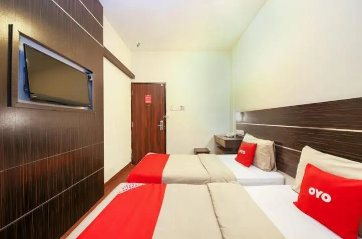 View (from property/room), Bed in GOLDEN PALACE