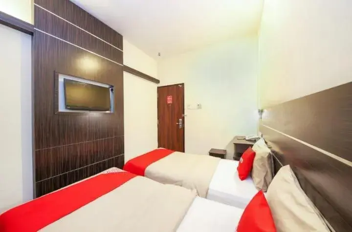 Bed in GOLDEN PALACE Bed in GOLDEN PALACE