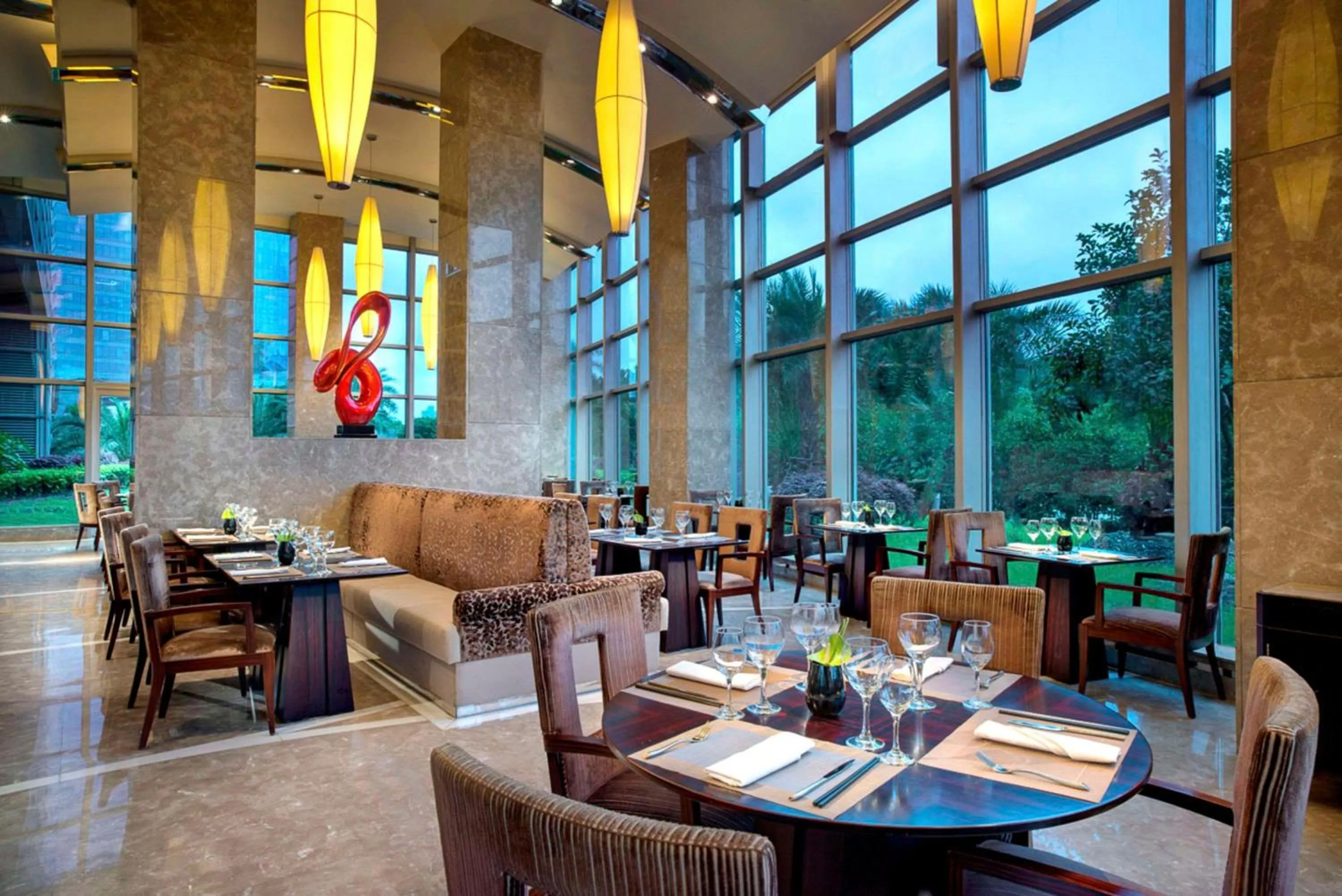 Restaurant/Places to Eat in Grand Kempinski Hotel Shanghai