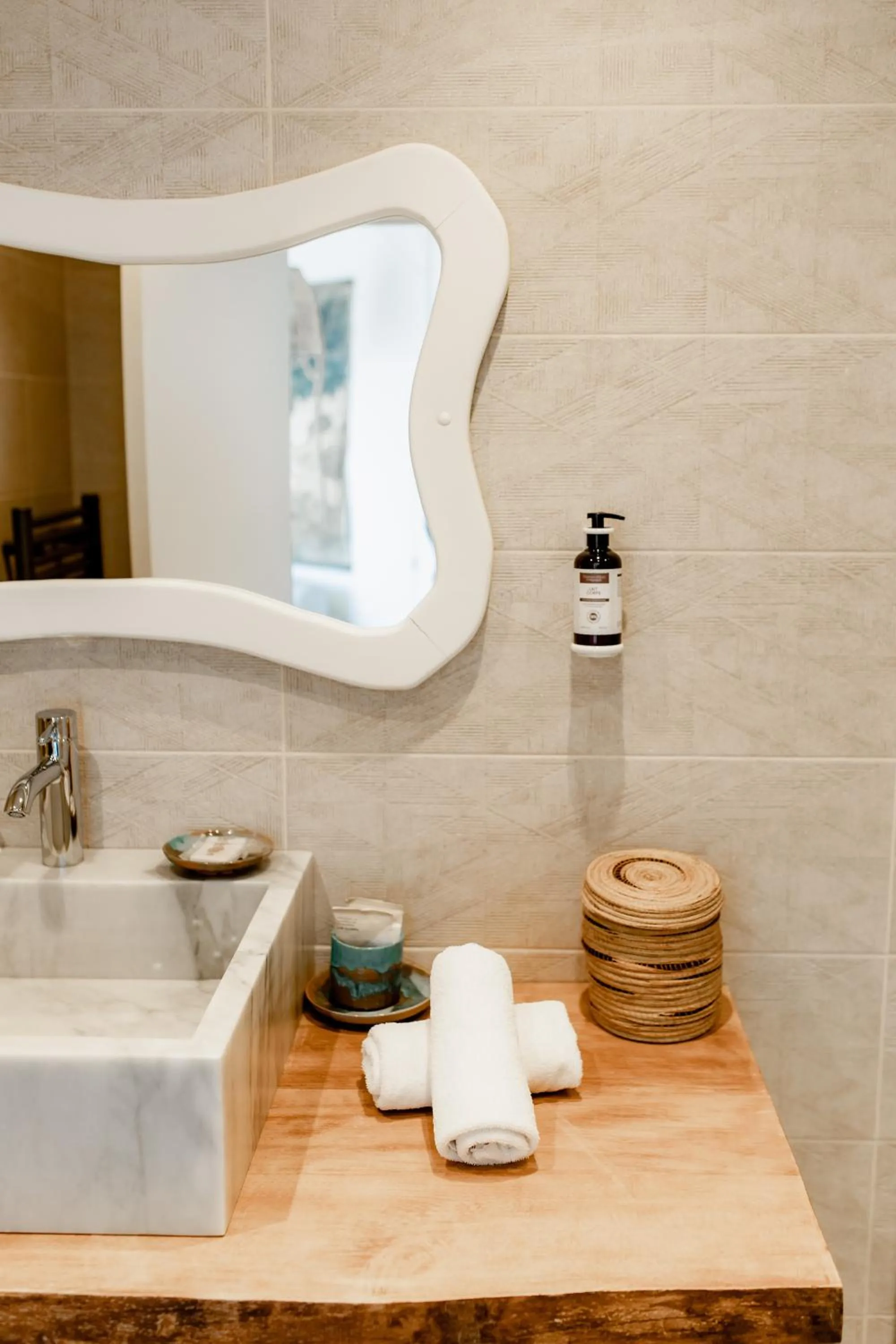 Bathroom in Hôtel Les Corallines - Thalasso & Resort