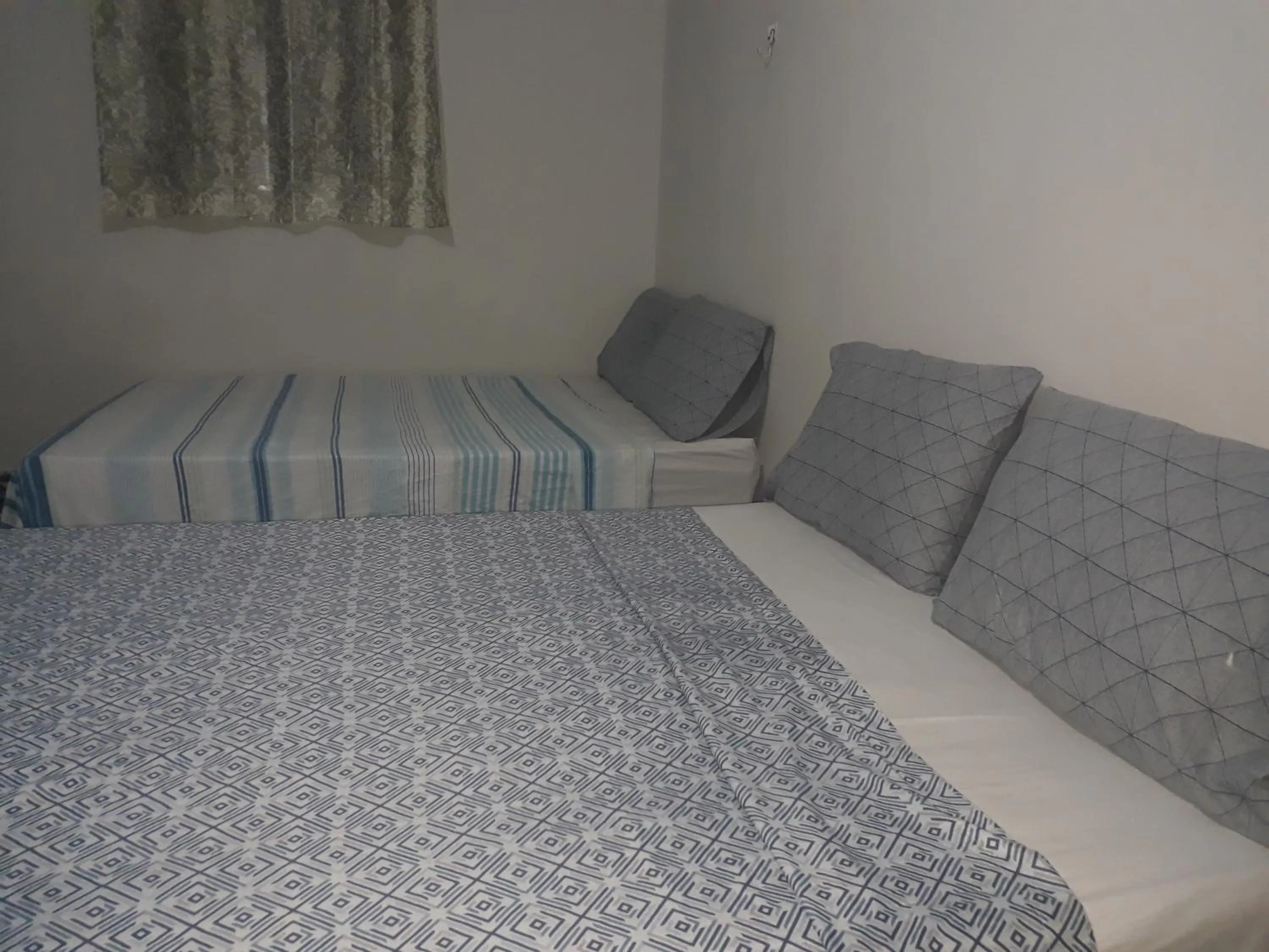 Bed in HOTEL LATINOS 2