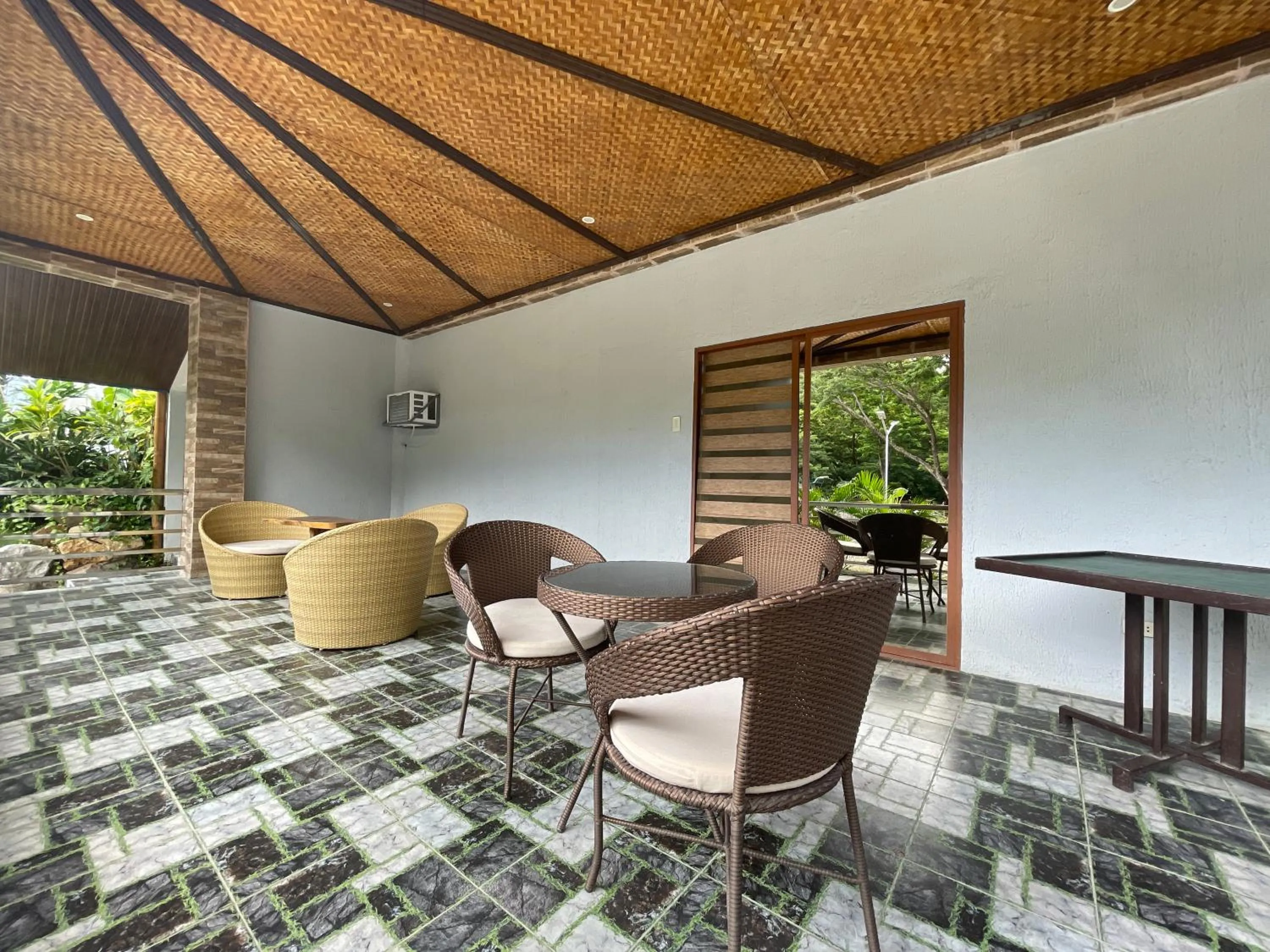 Day in LaSersita Casitas and Water Spa Beach Resort by Cocotel