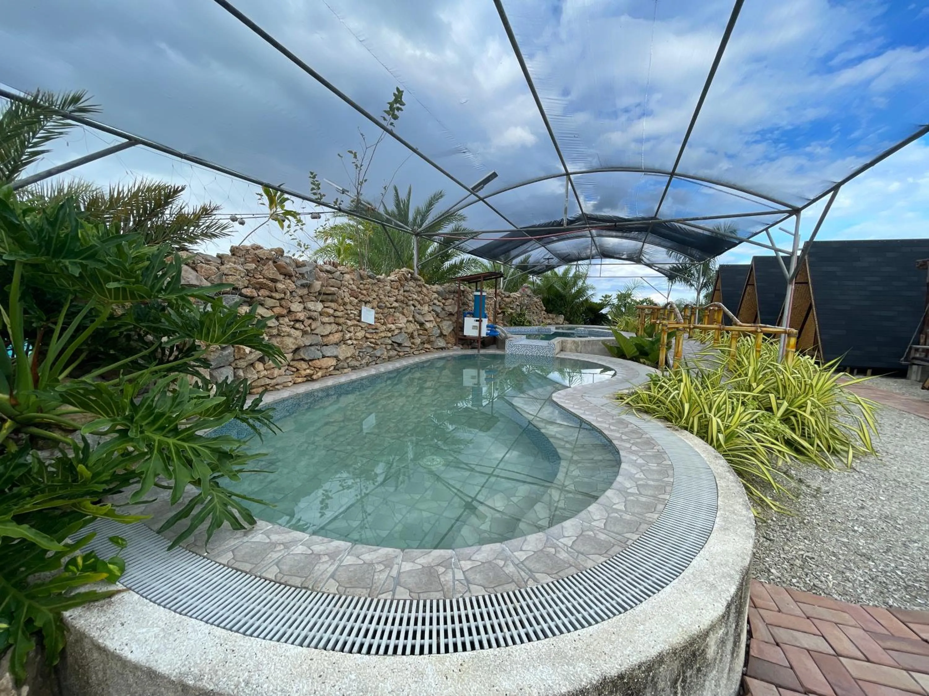 Pool view in LaSersita Casitas and Water Spa Beach Resort by Cocotel