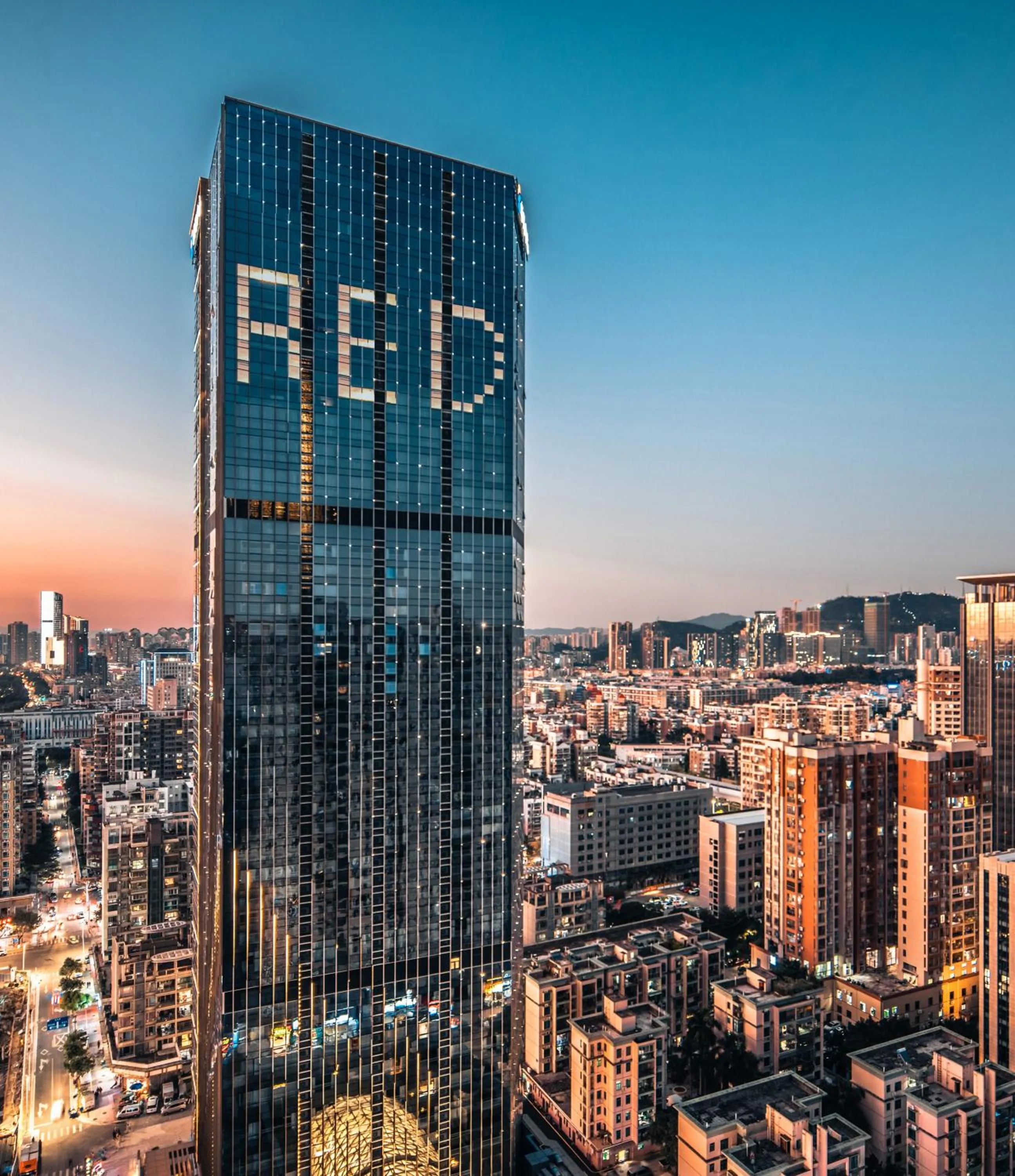 Radisson RED Hotel Zhuhai Gongbei Port