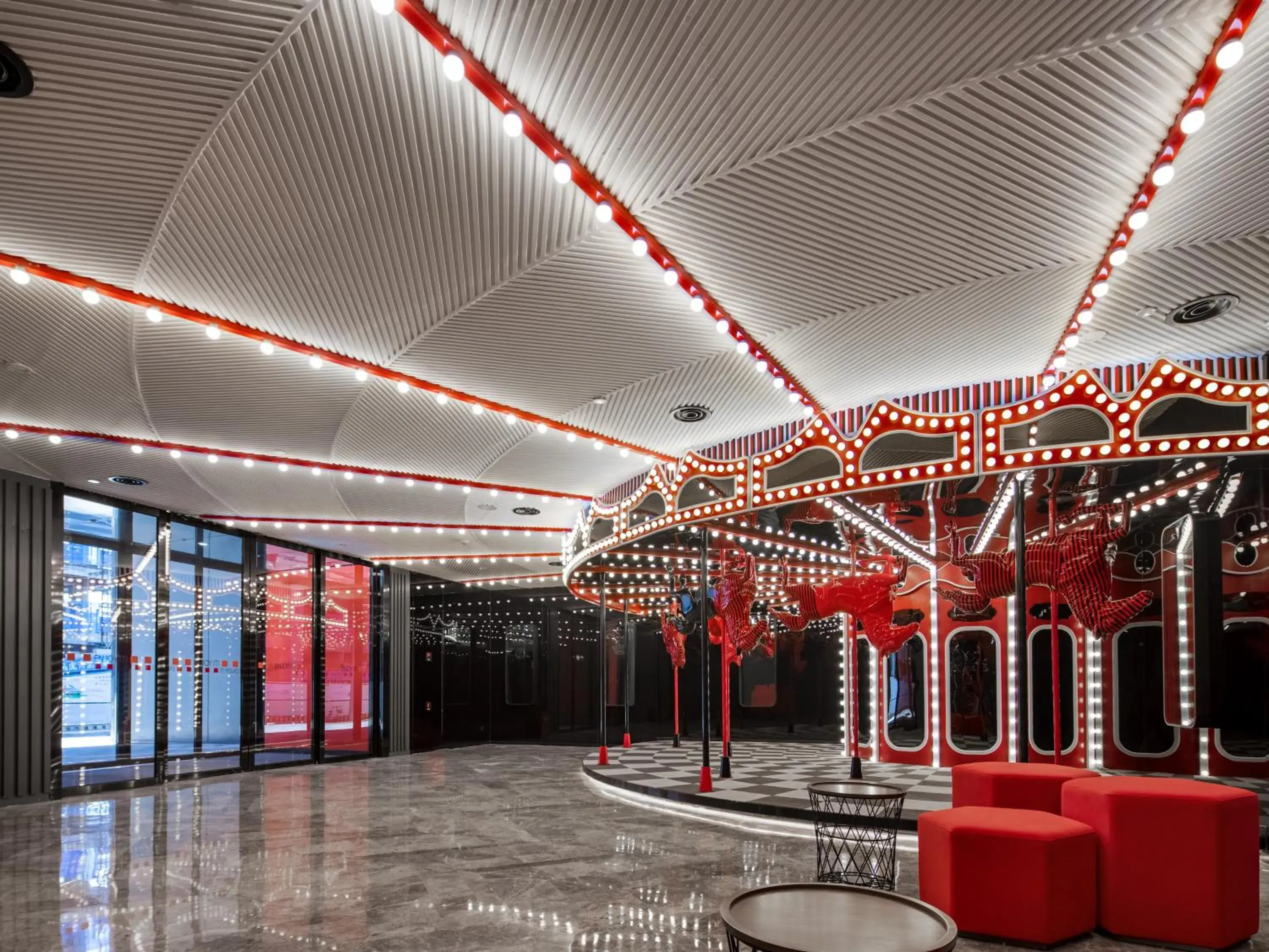 Lobby or reception in Radisson RED Hotel Zhuhai Gongbei Port Lobby or reception in Radisson RED Hotel Zhuhai Gongbei Port