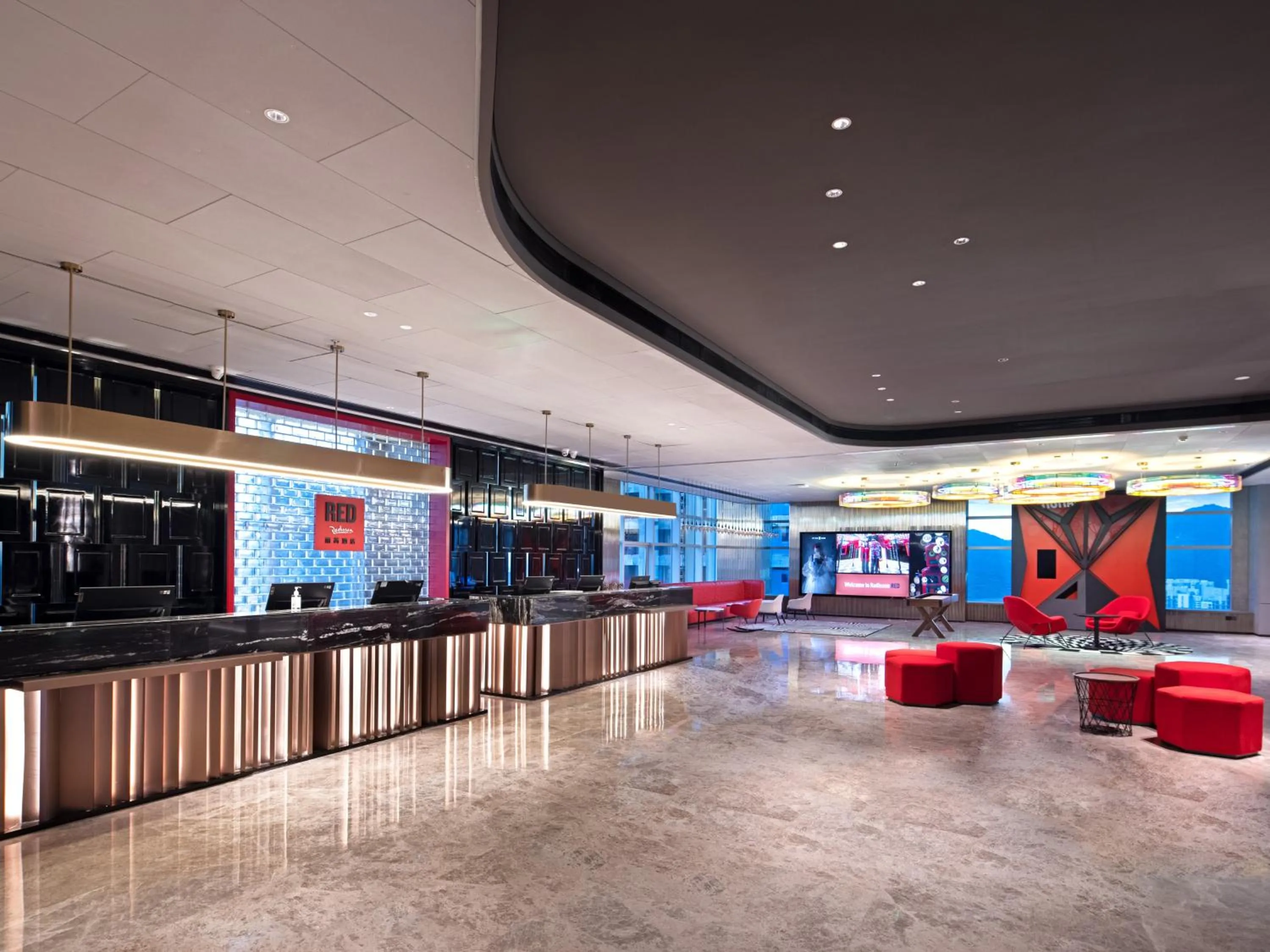 Lobby or reception in Radisson RED Hotel Zhuhai Gongbei Port