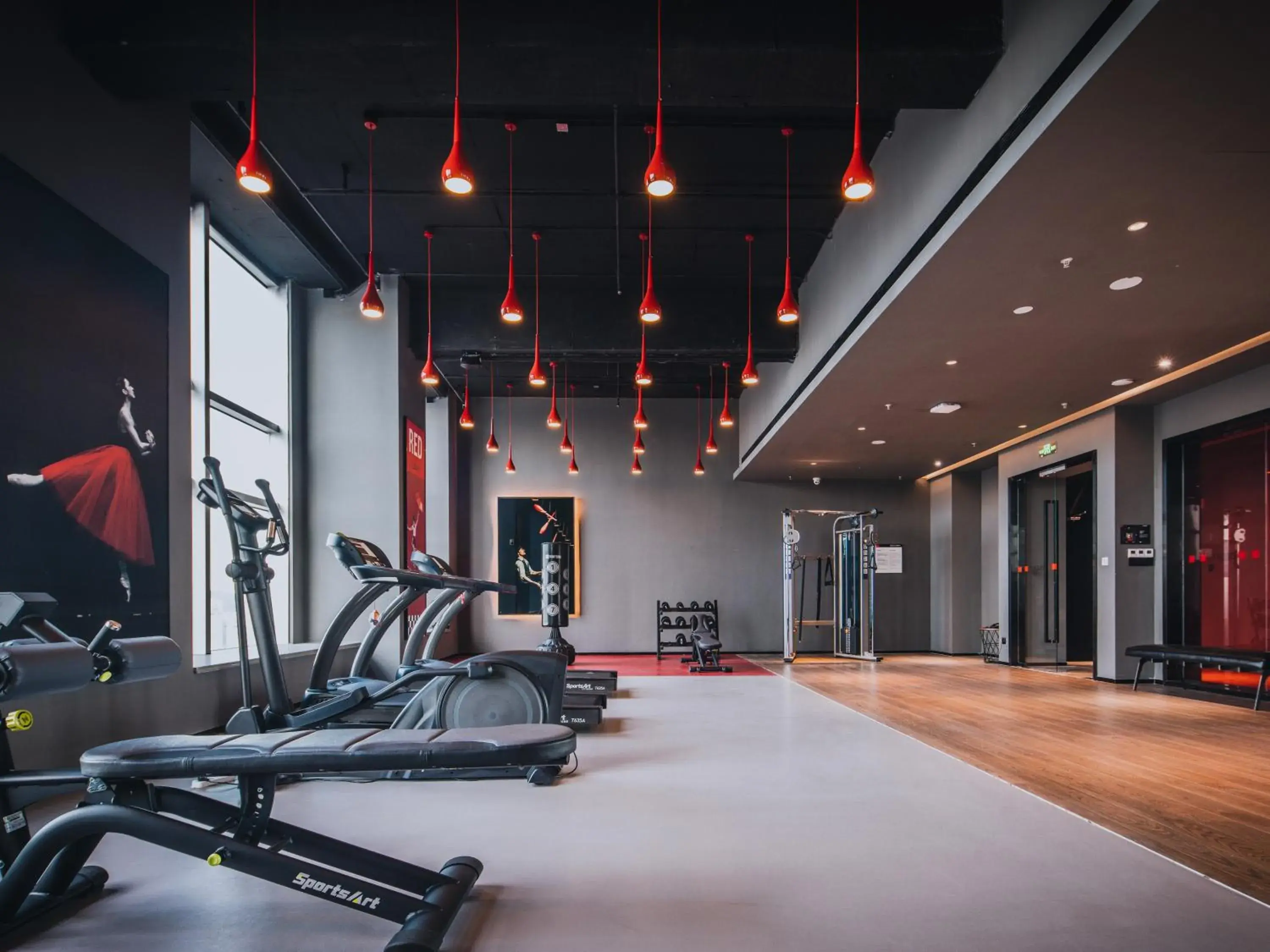 Fitness centre/facilities in Radisson RED Hotel Zhuhai Gongbei Port Fitness centre/facilities in Radisson RED Hotel Zhuhai Gongbei Port