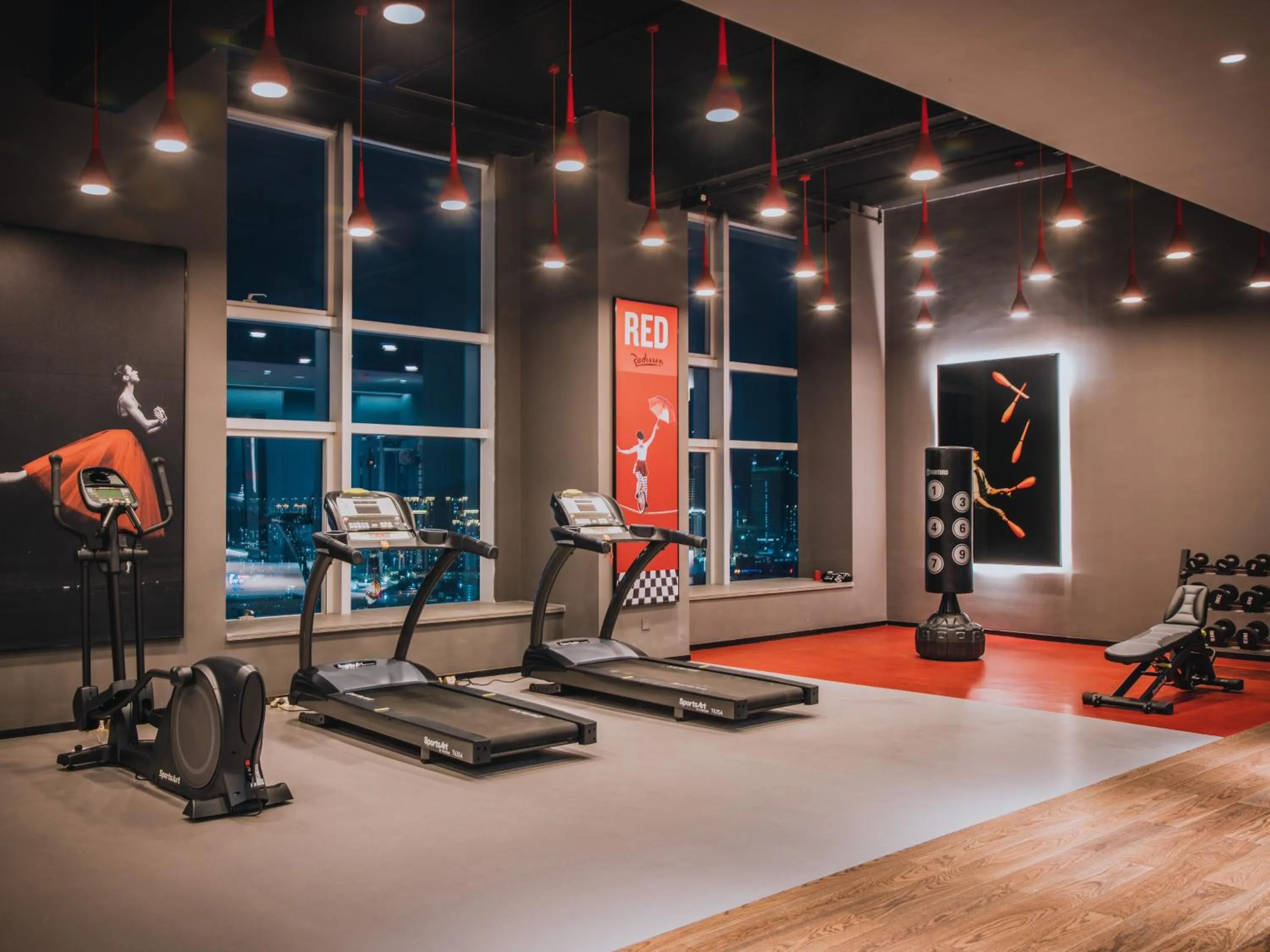 Fitness centre/facilities in Radisson RED Hotel Zhuhai Gongbei Port