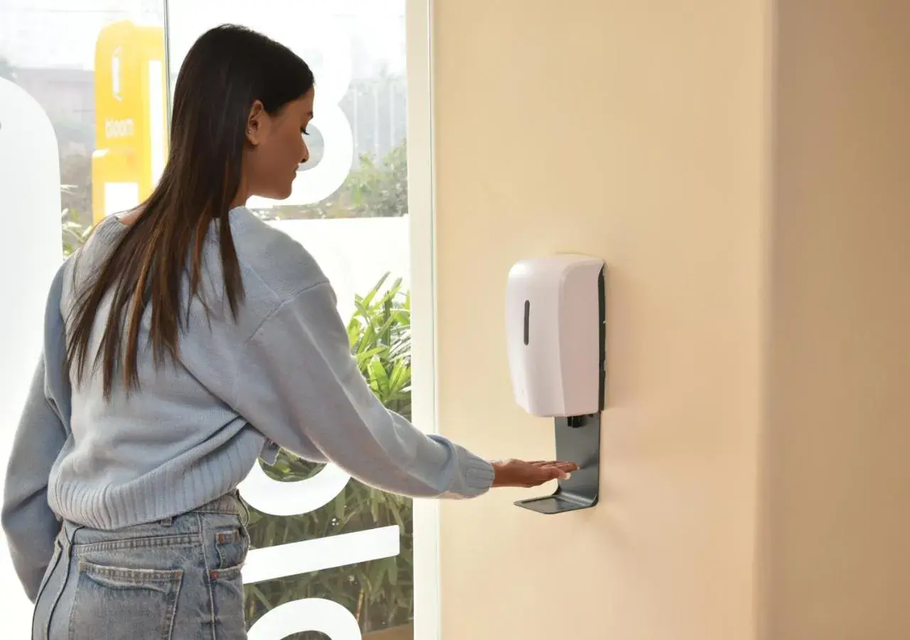 Property building in Bloom - Golf Course Road Property building in Bloom - Golf Course Road