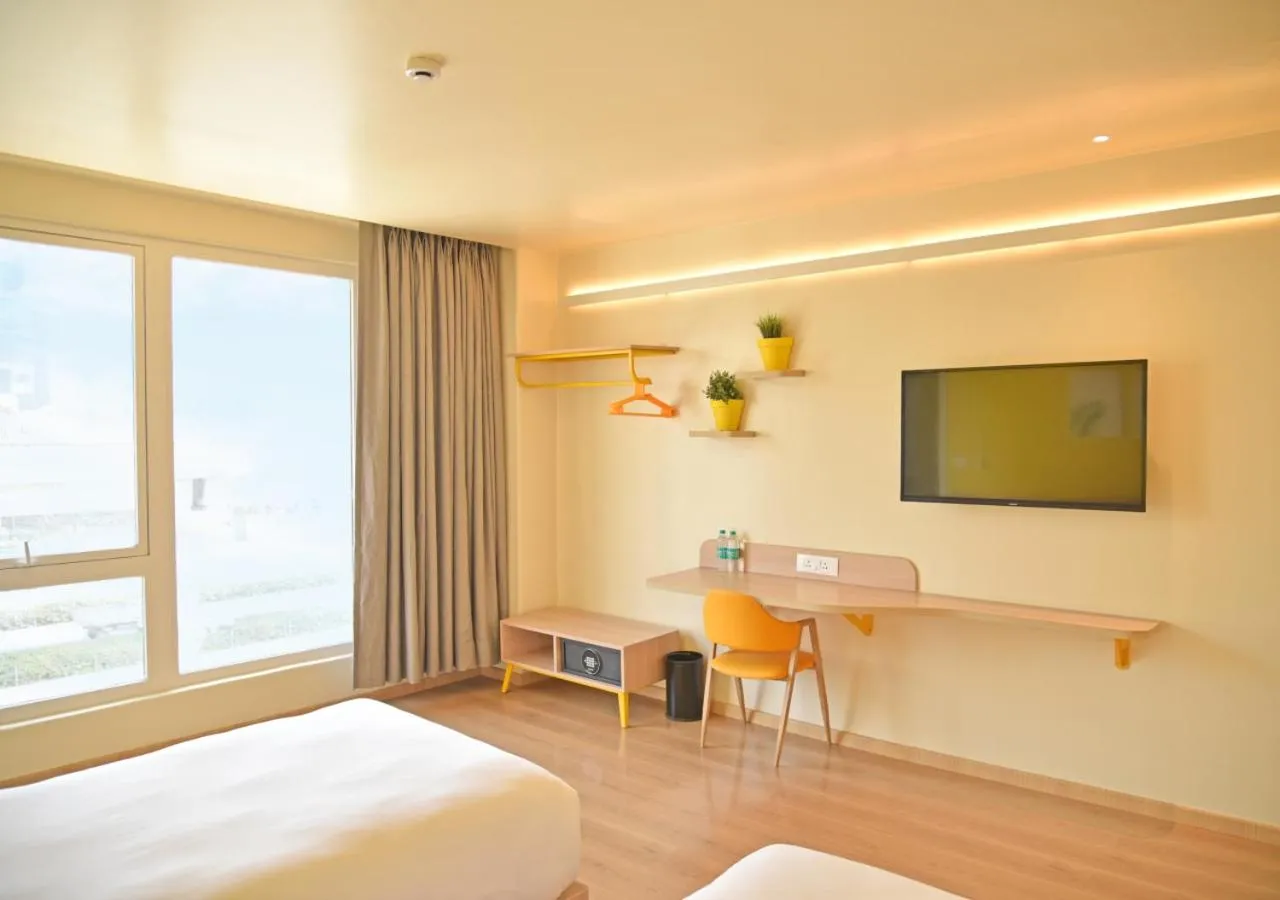 TV and multimedia, Bed in Bloom - Golf Course Road