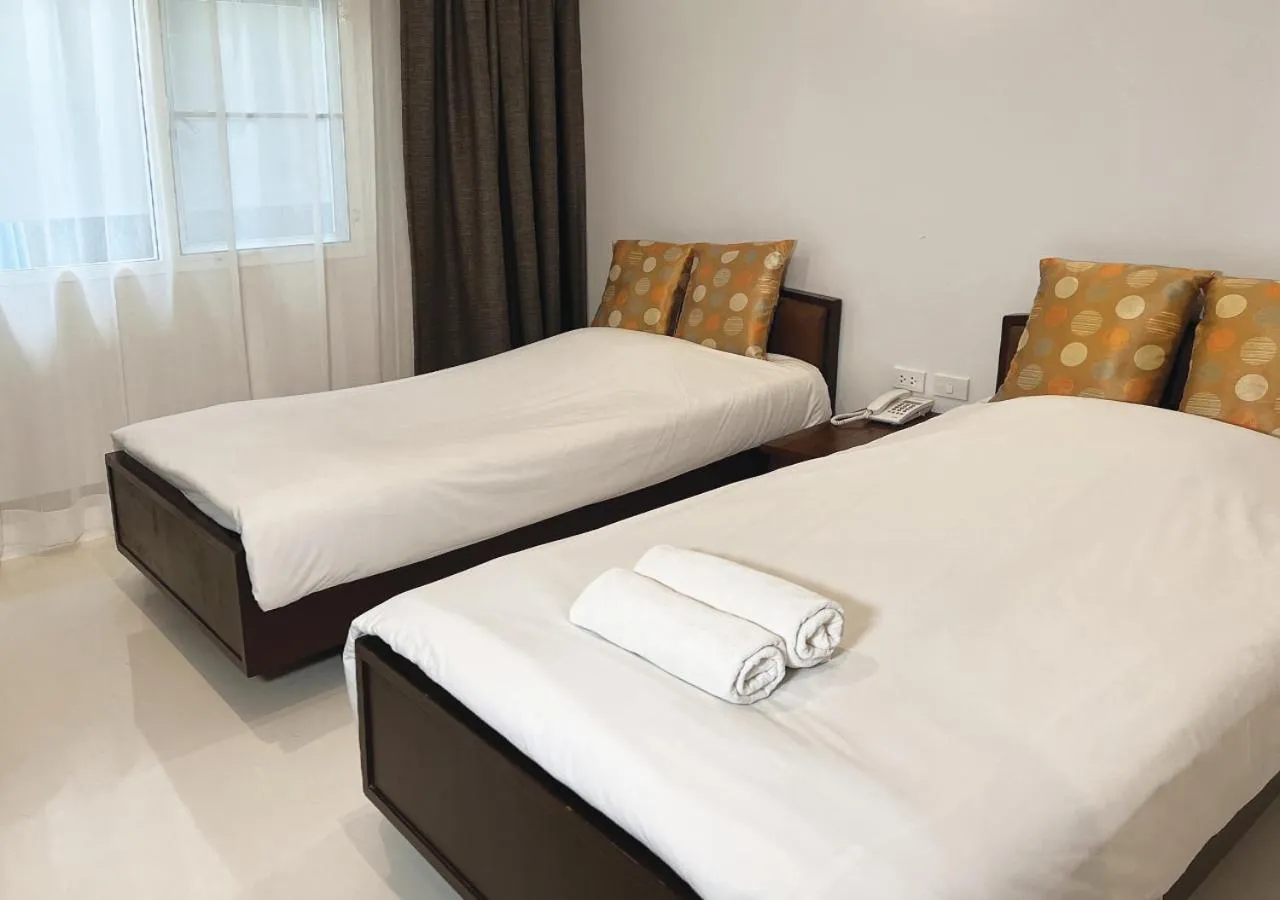 Bed in Niagara Hotel