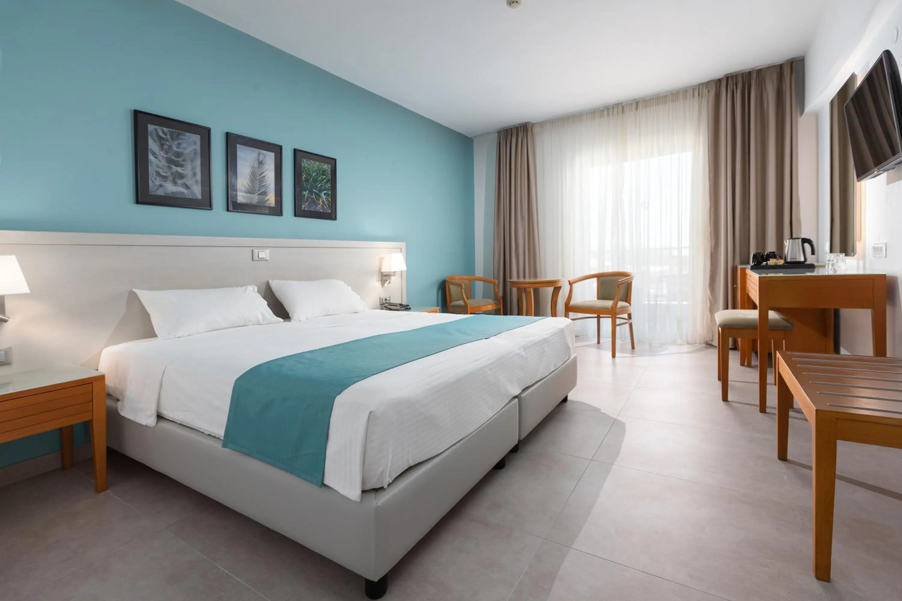 Bedroom, Bed in Aeolian Village Beach Resort