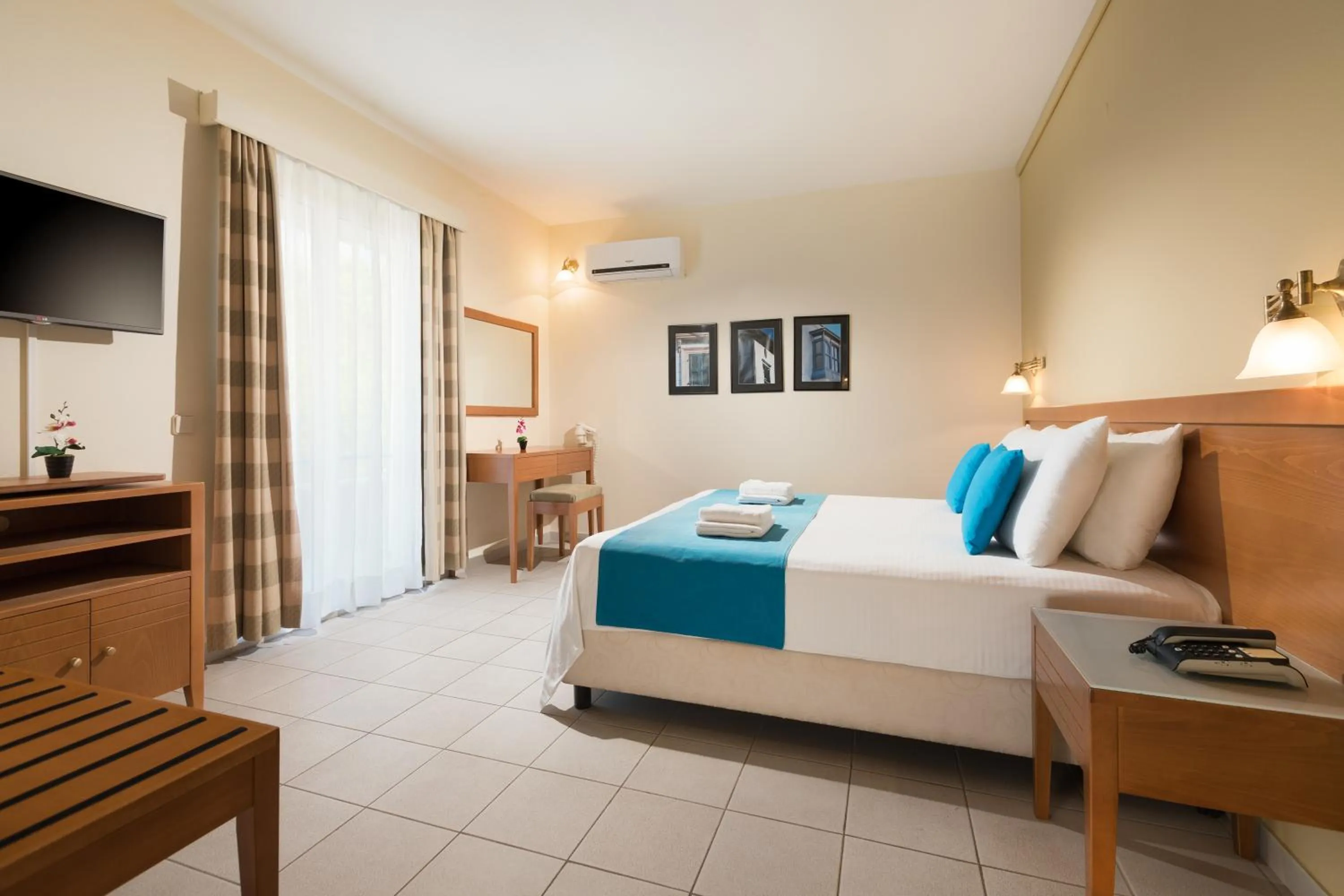 Bungalow in Aeolian Village Beach Resort