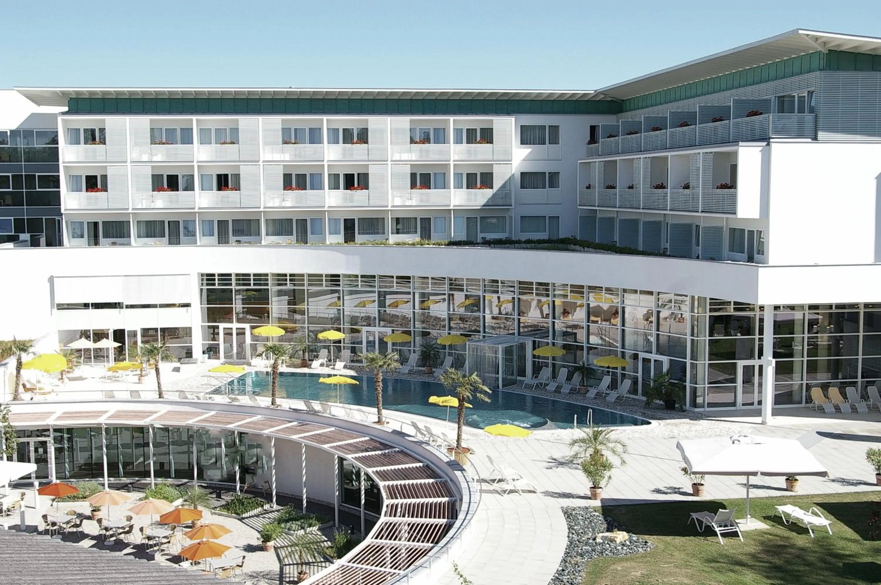 Property building in Reduce Hotel Vital