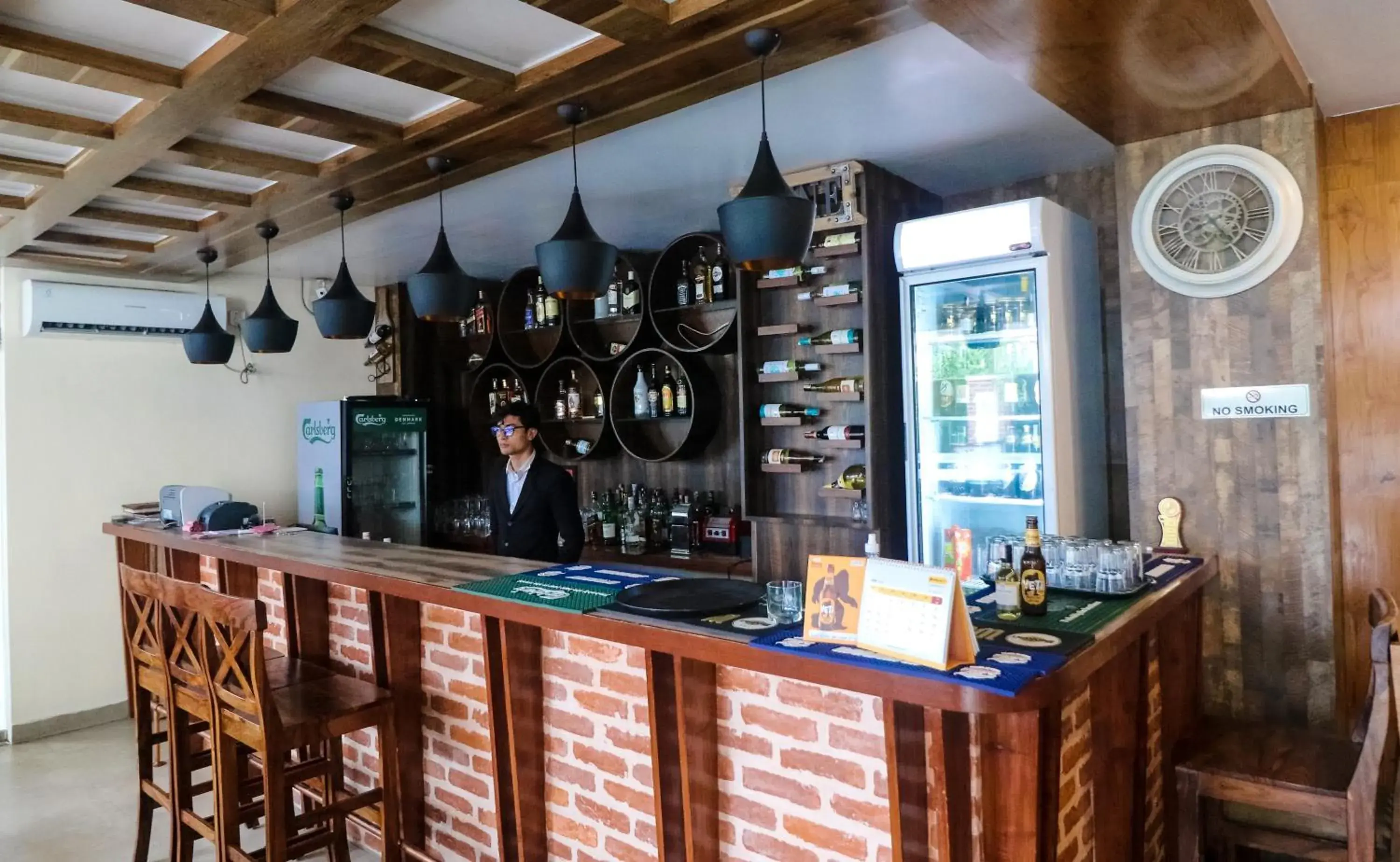 Lounge or bar in Hotel Tapas Lounge or bar in Hotel Tapas