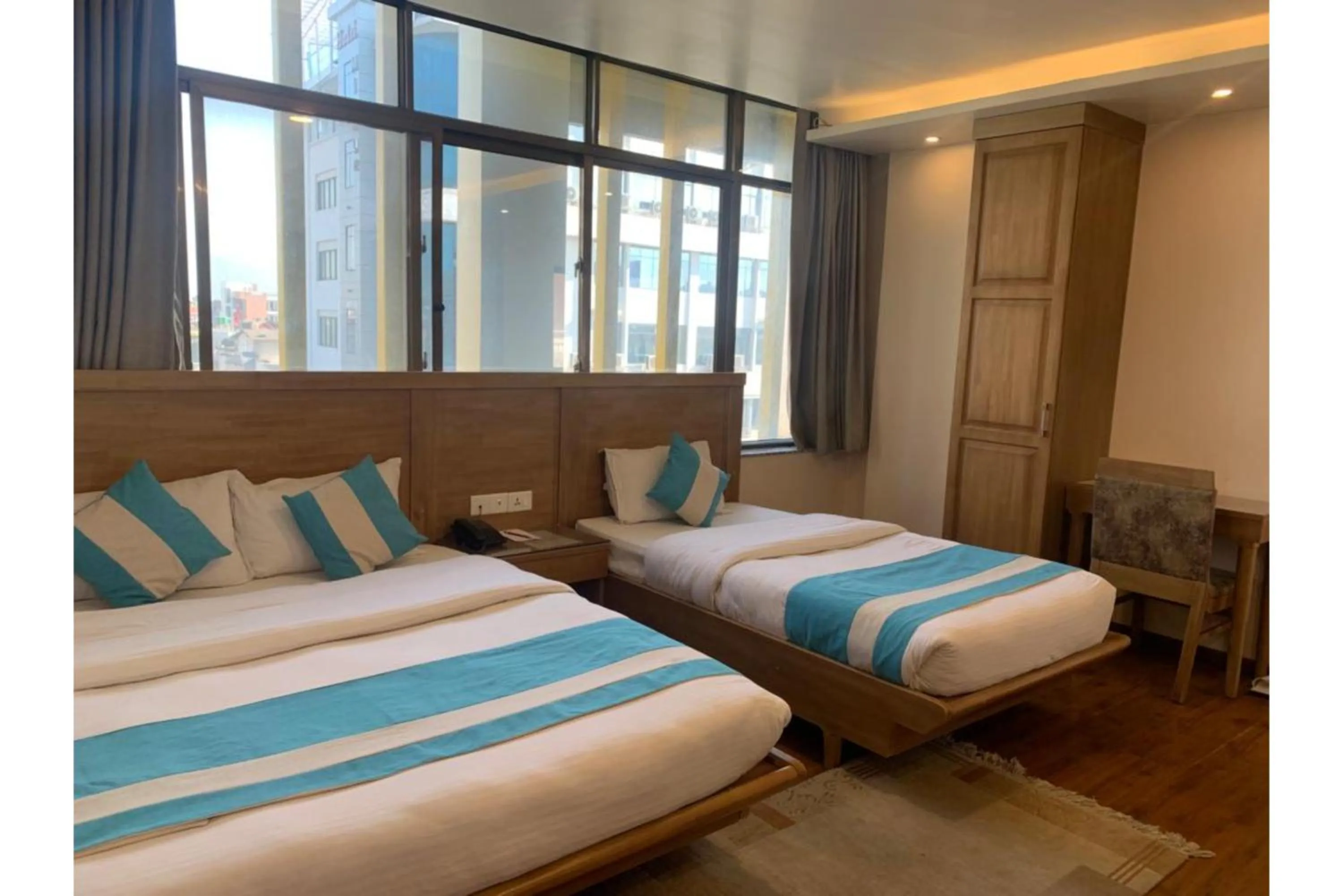 Photo of the whole room, Bed in Hotel Tapas