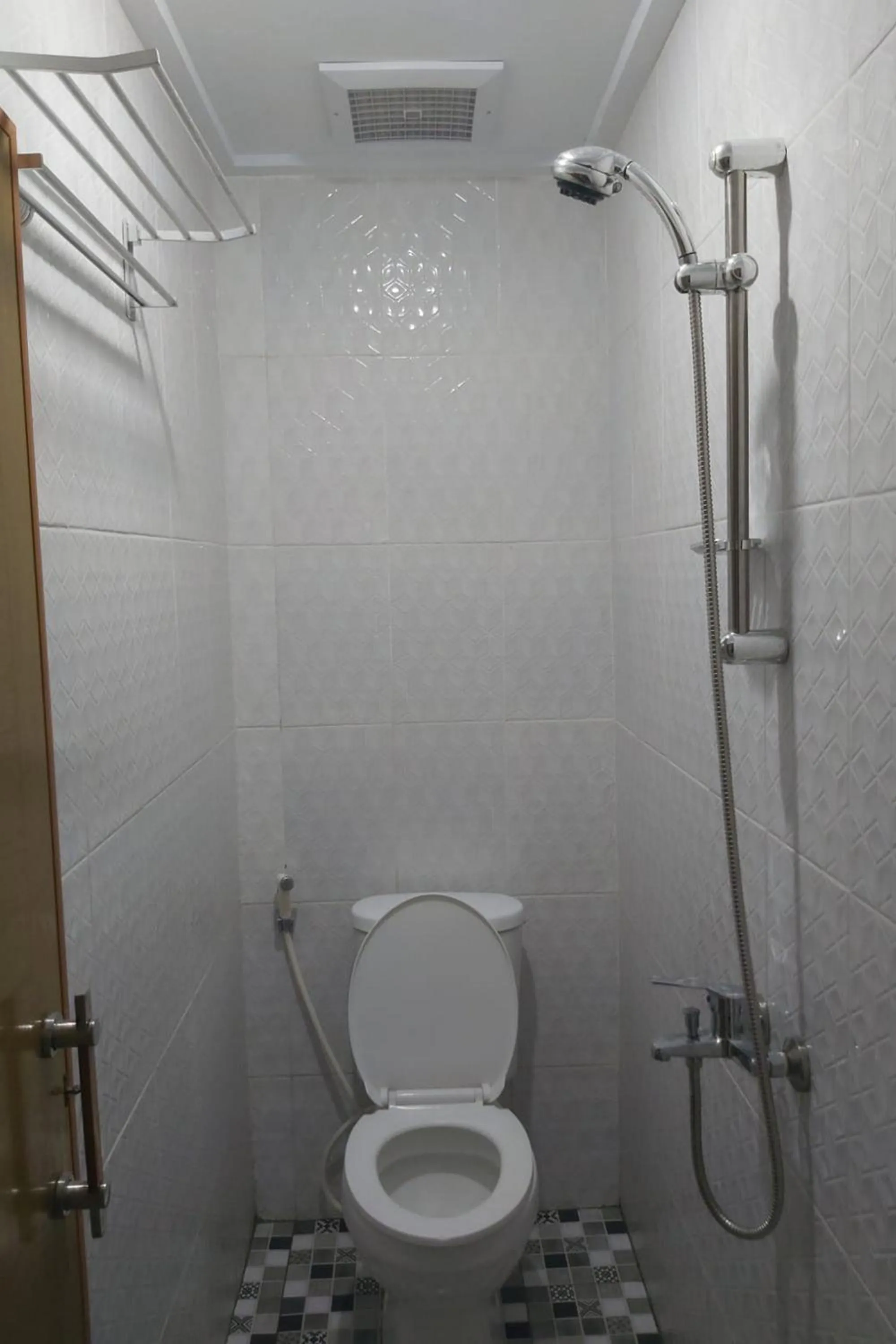 RedDoorz near GOR UNY