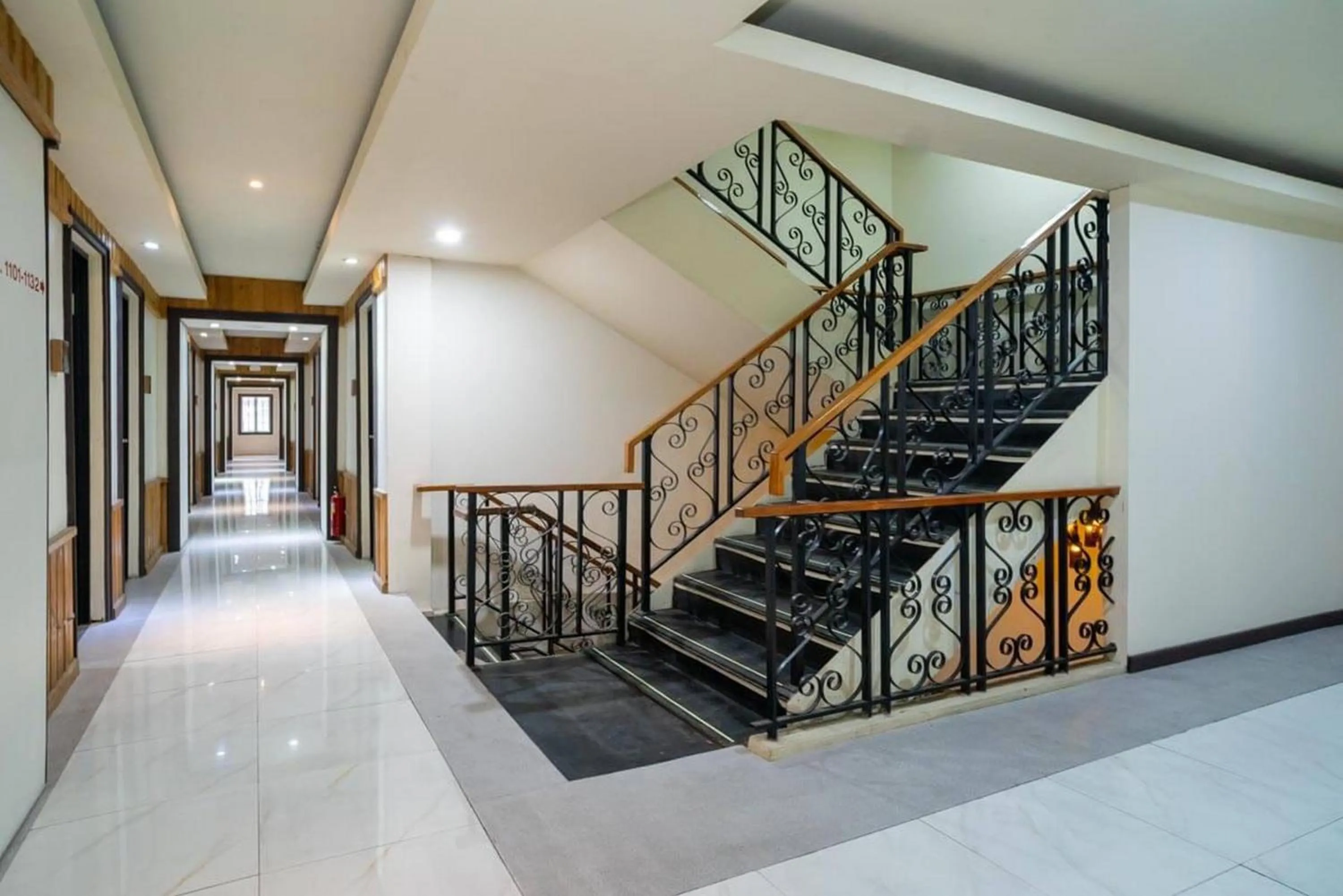 Property building in RedDoorz Plus @ Pondok Labu