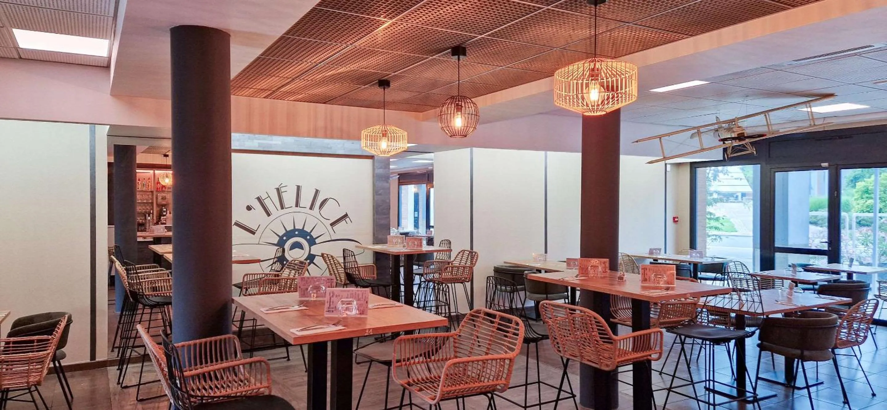 Restaurant/places to eat in Clarion Aparthotel Toulouse Blagnac Airport