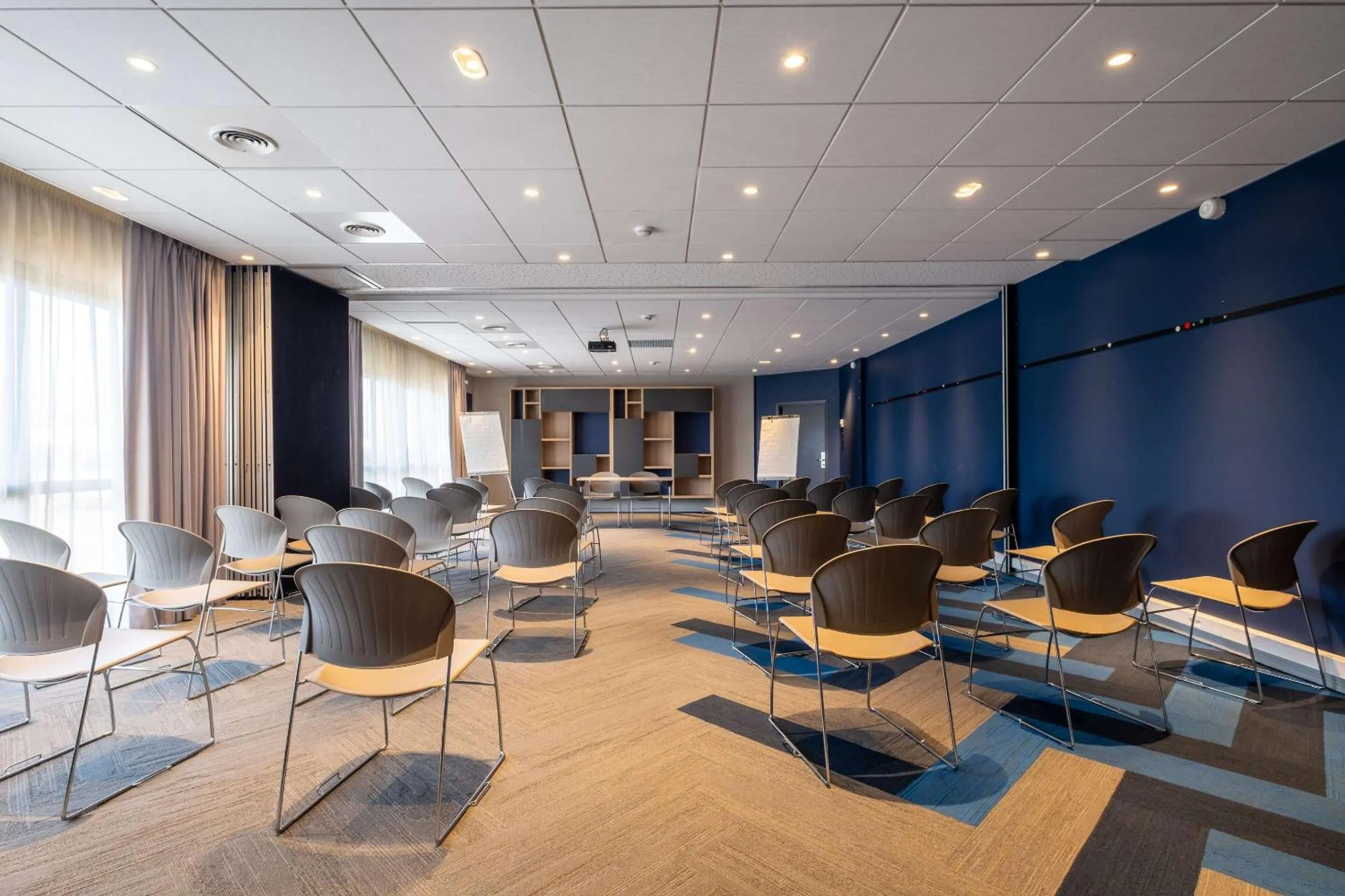 Business facilities in Clarion Aparthotel Toulouse Blagnac Airport