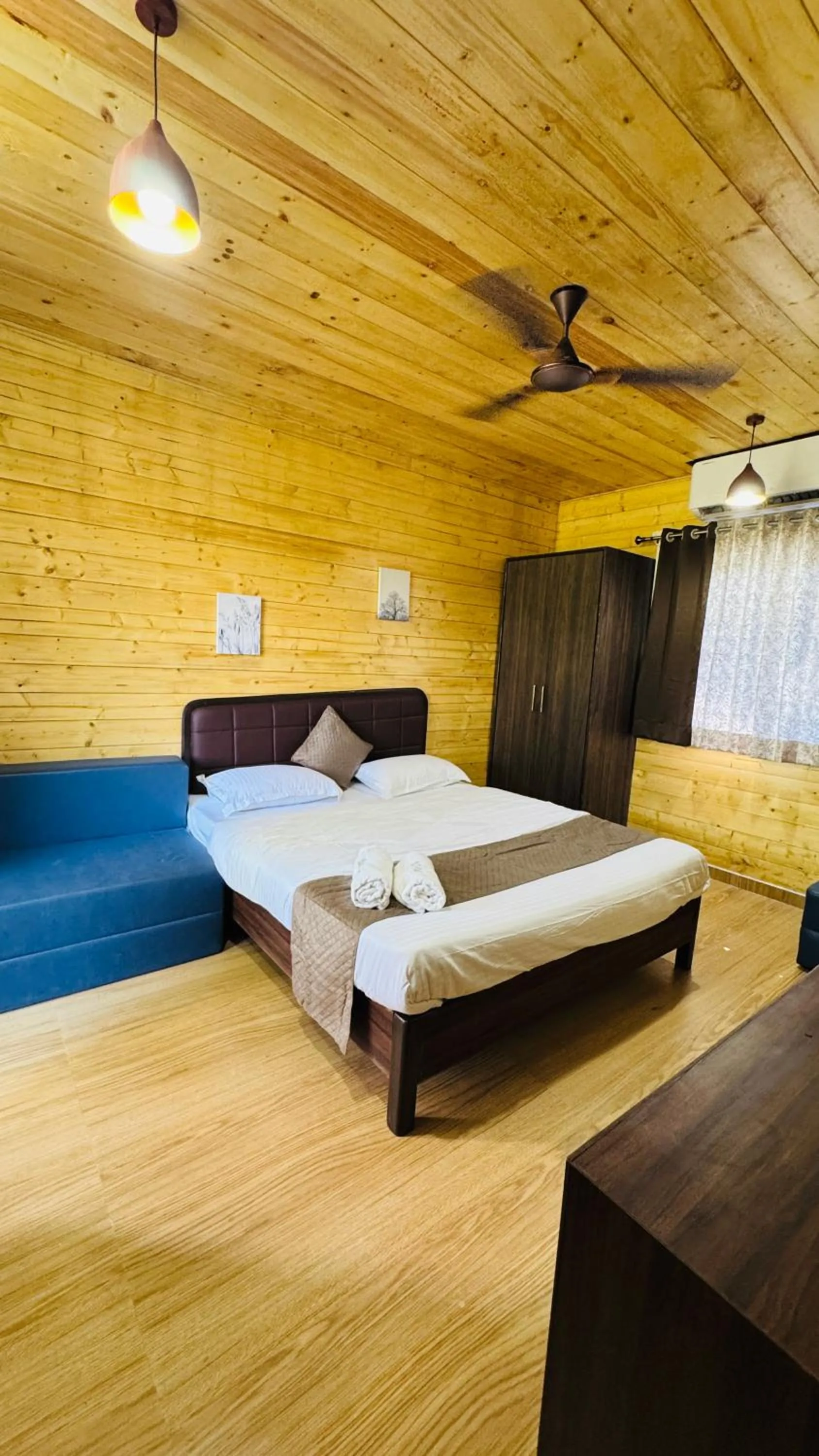 Bedroom, Bed in Coastal Bay Inn by Green Apple Stays