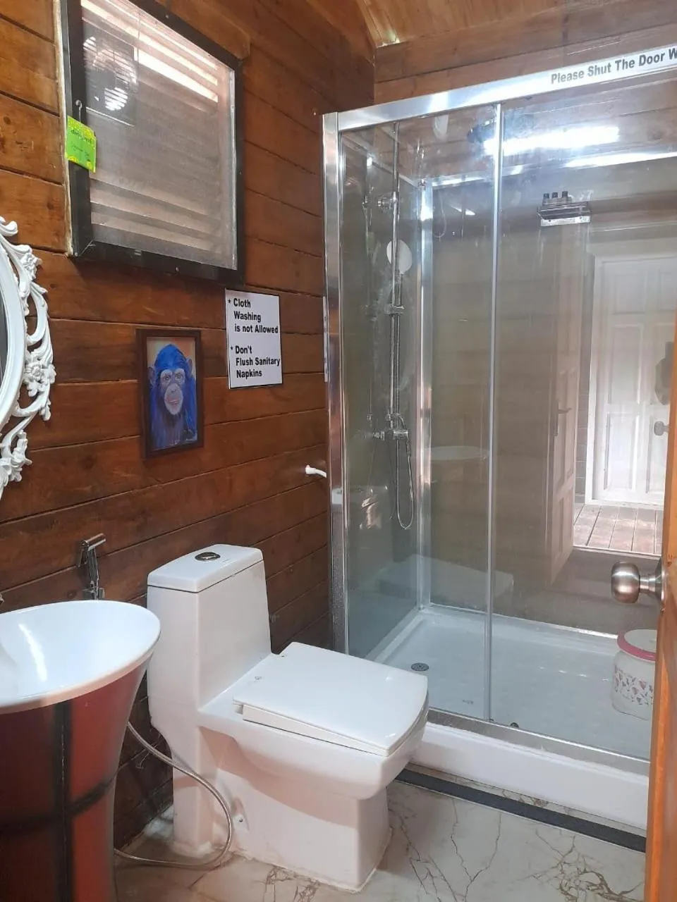 Coastal Bay Inn by Green Apple Stays