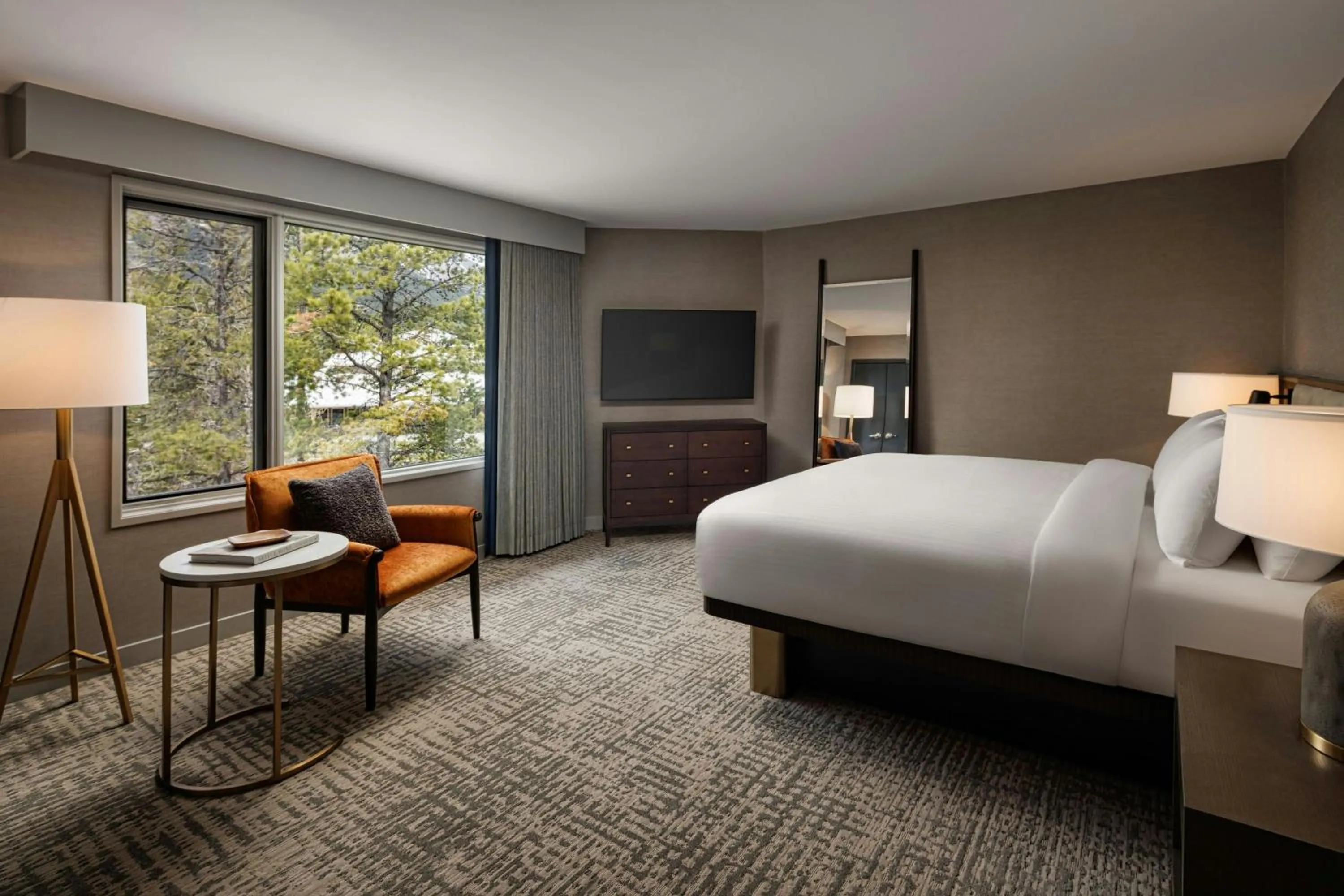 Bedroom, Bed in Kananaskis Mountain Lodge, Autograph Collection