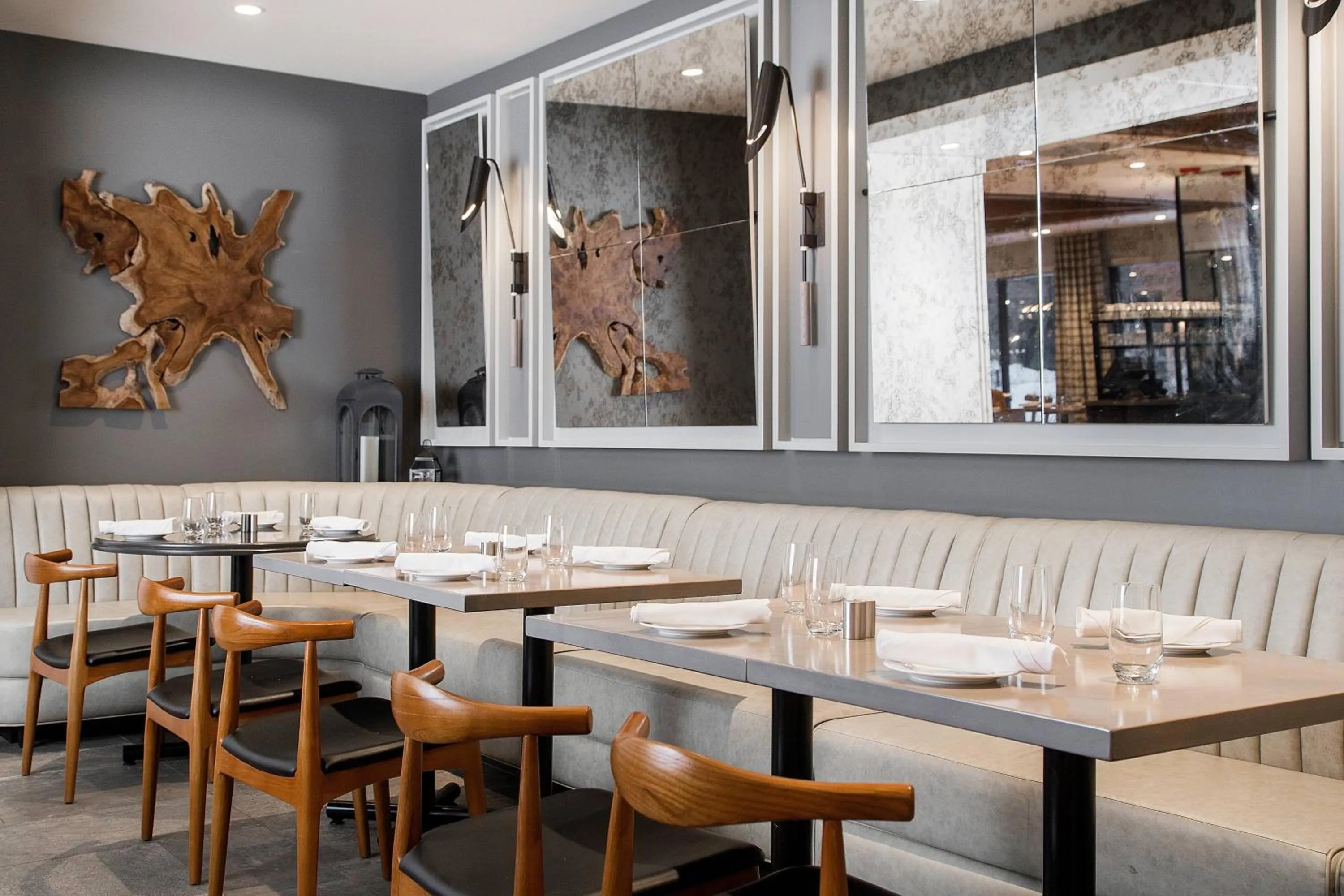 Restaurant/places to eat in Kananaskis Mountain Lodge, Autograph Collection