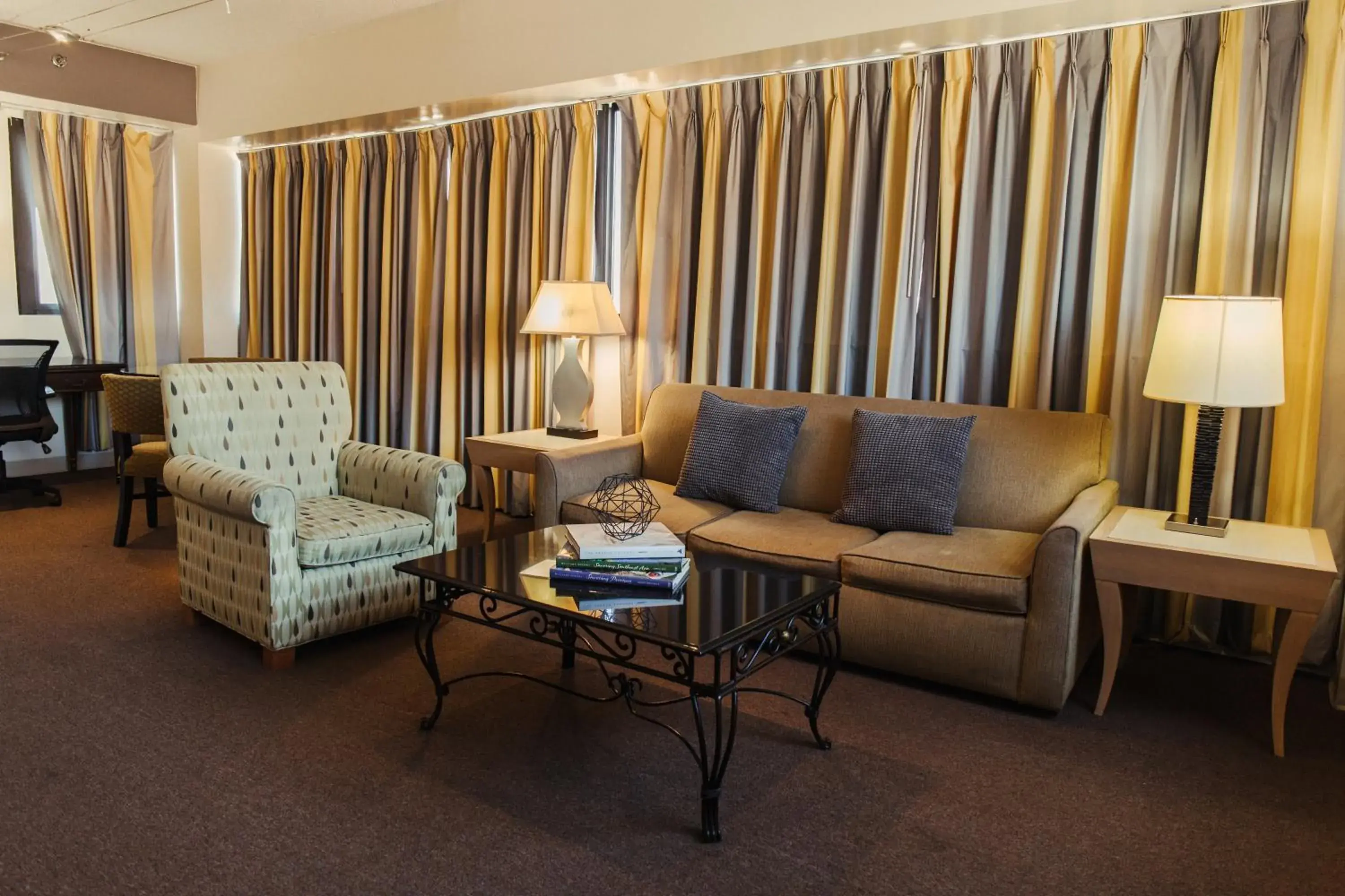 Living room in Stamford Suites Living room in Stamford Suites