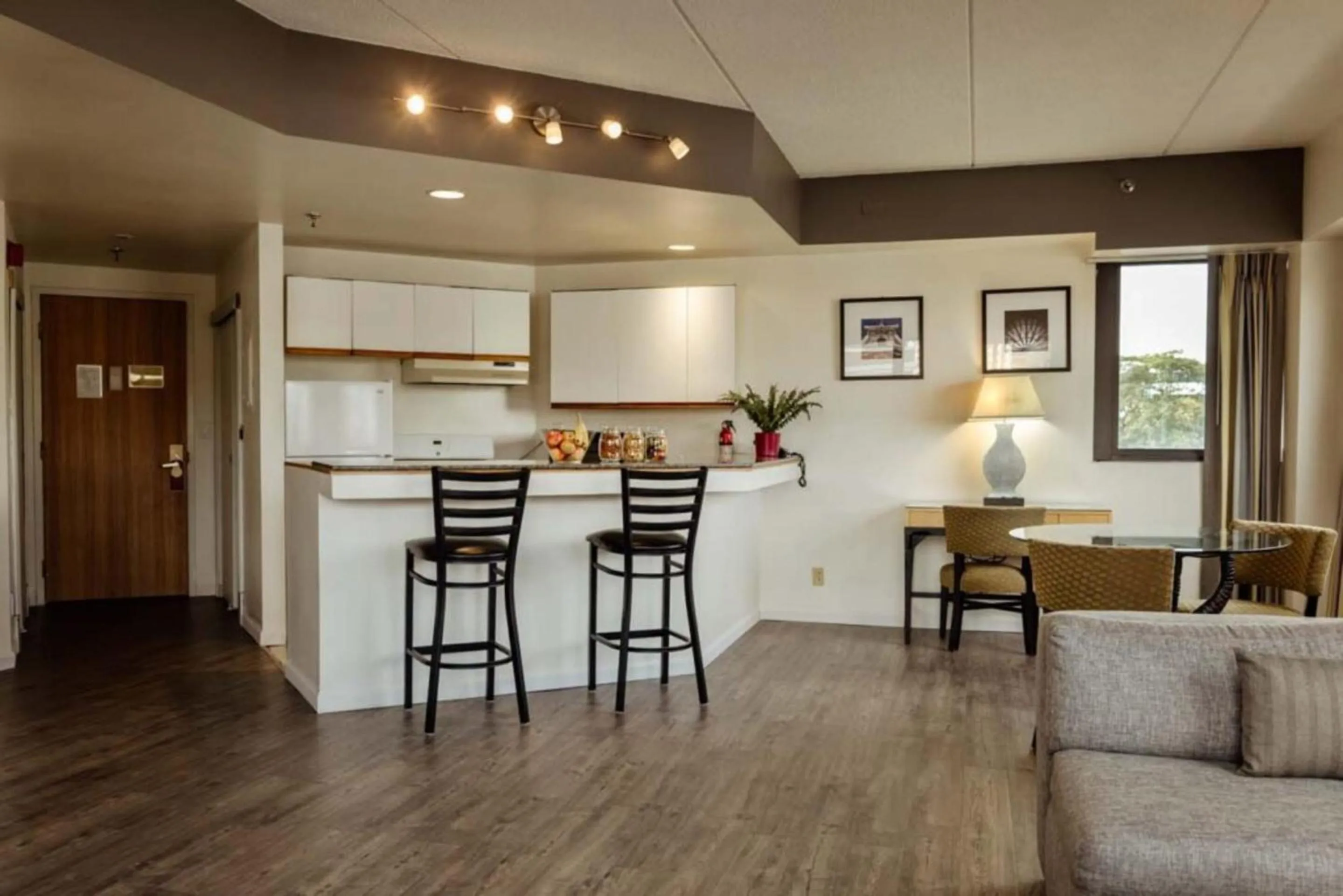 kitchen in Stamford Suites