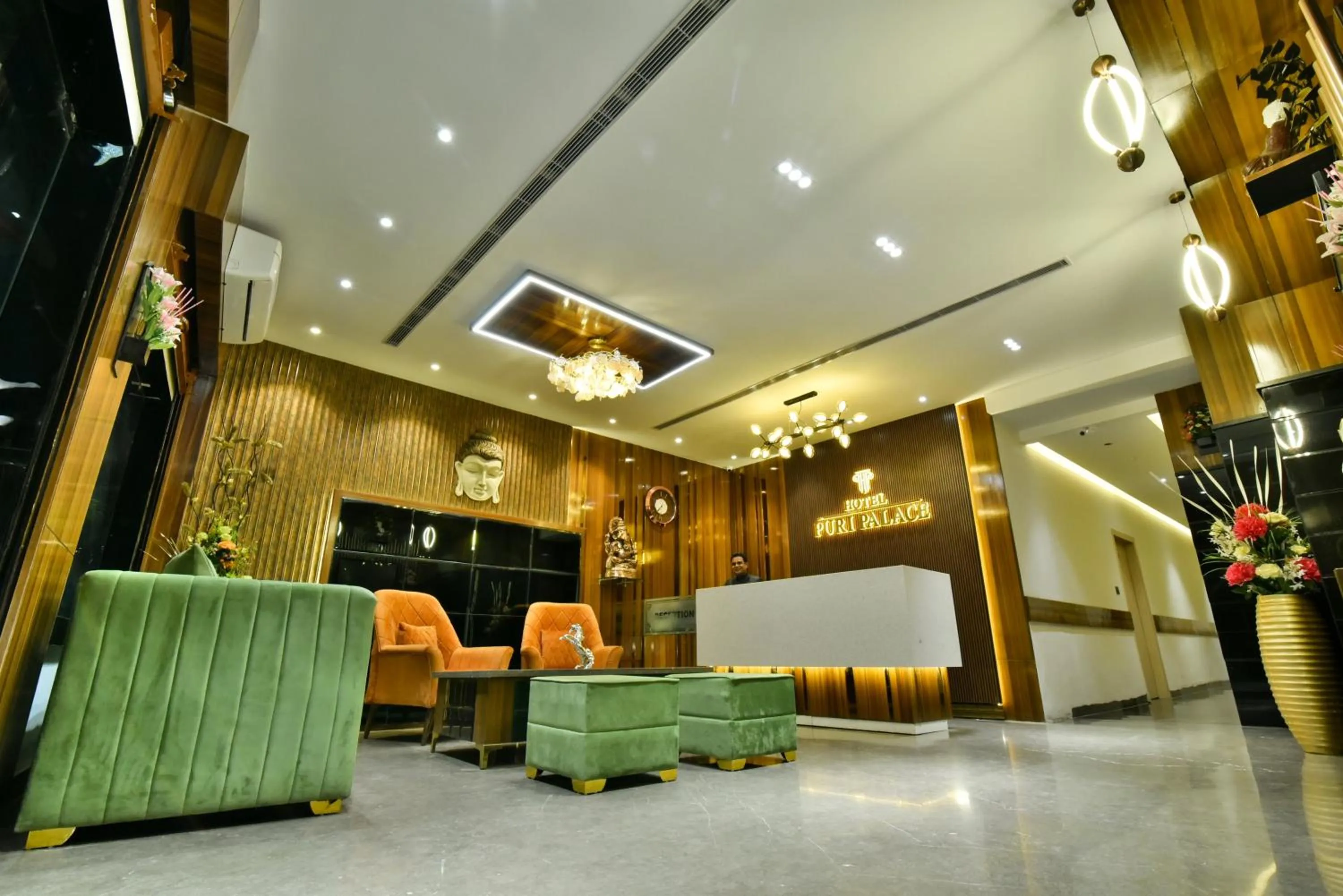 Lobby or reception in Hotel Puri Palace