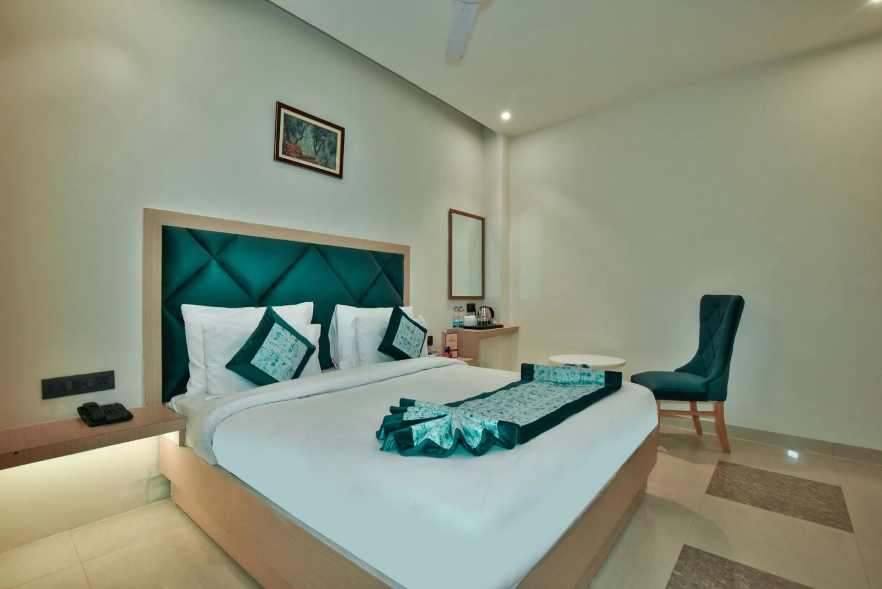 Photo of the whole room, Bed in Hotel Puri Palace