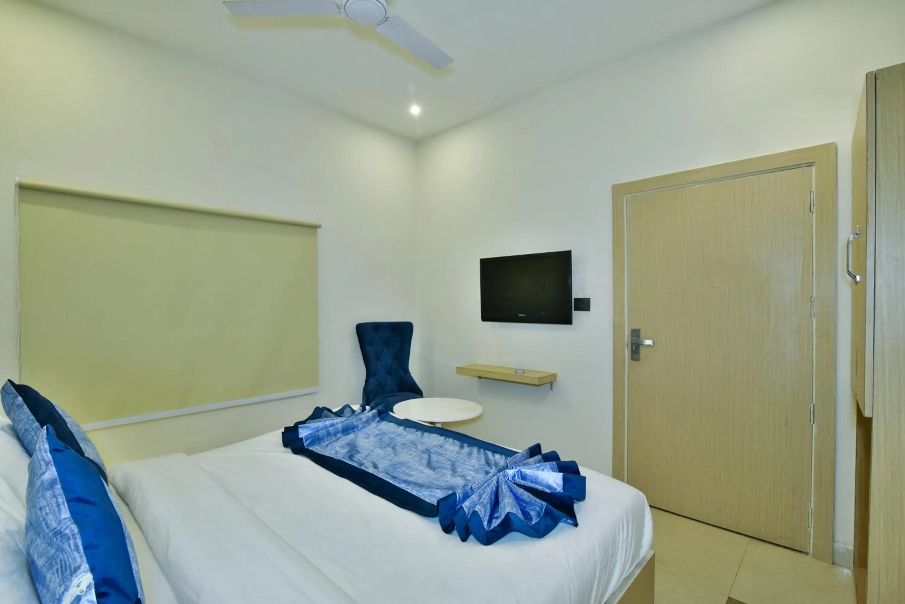 Bed in Hotel Puri Palace