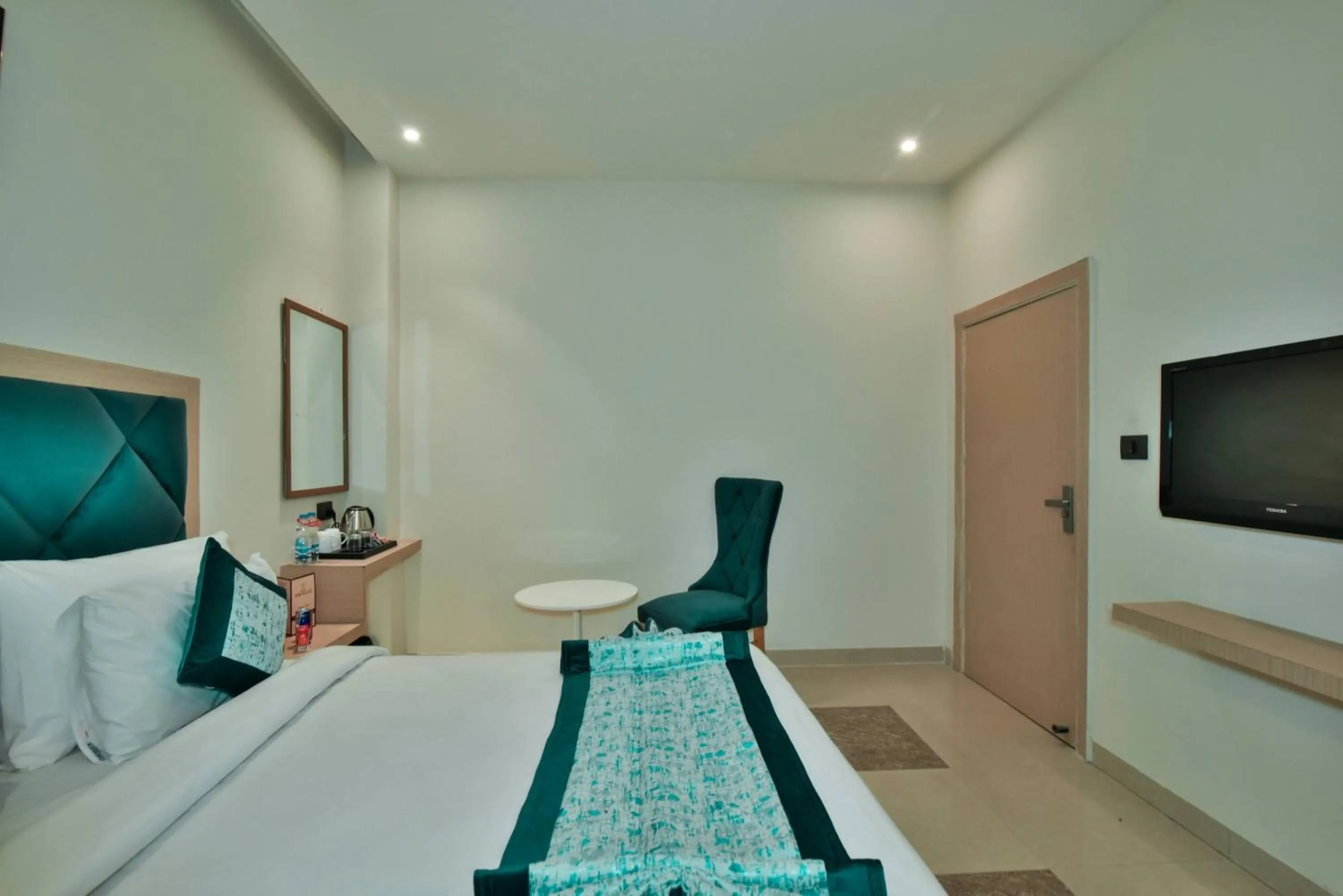 Photo of the whole room, Bed in Hotel Puri Palace