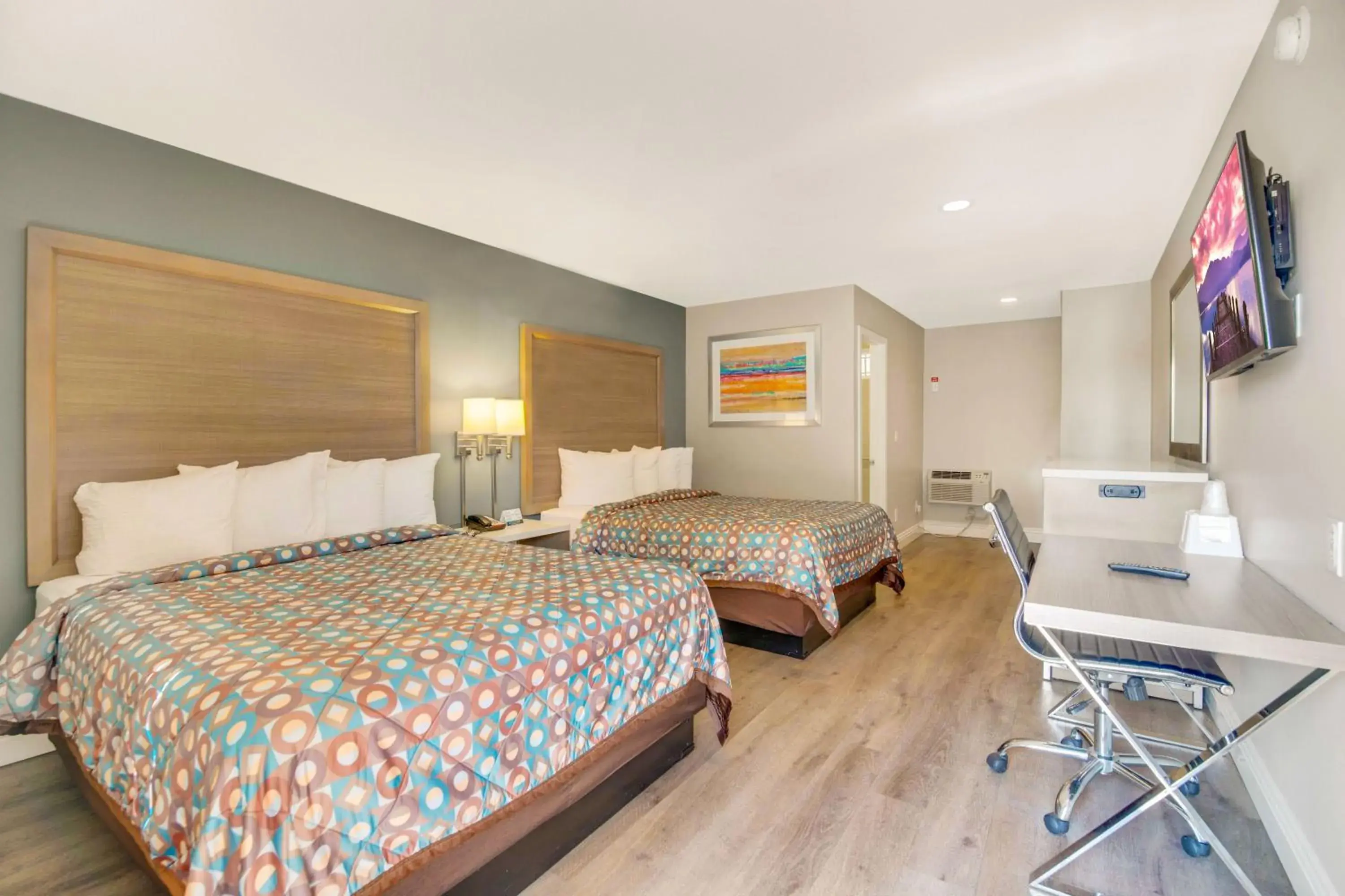 Bedroom, Bed in Hotel 414 Anaheim Bedroom, Bed in Hotel 414 Anaheim