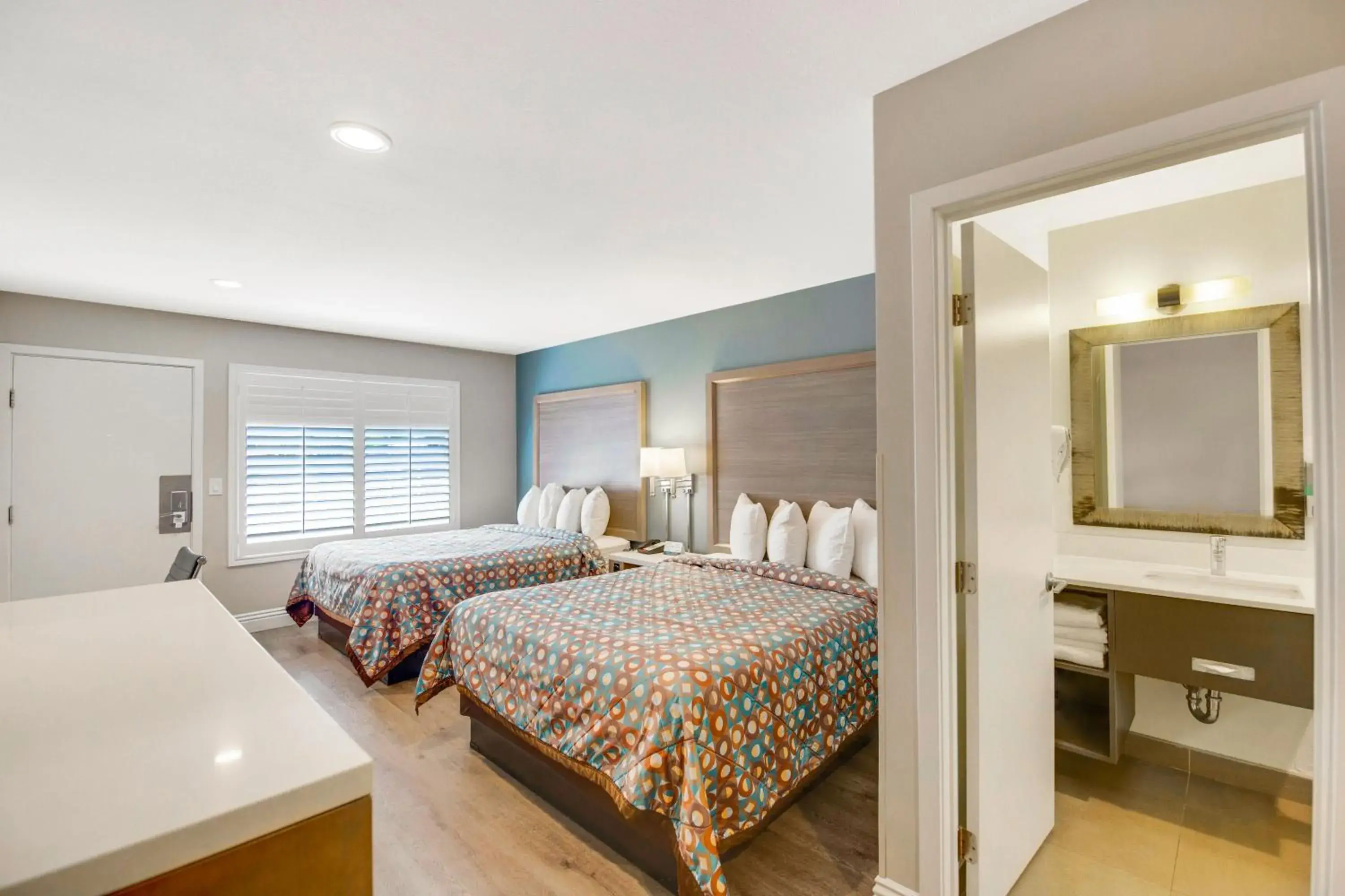 Bedroom, Bed in Hotel 414 Anaheim Bedroom, Bed in Hotel 414 Anaheim