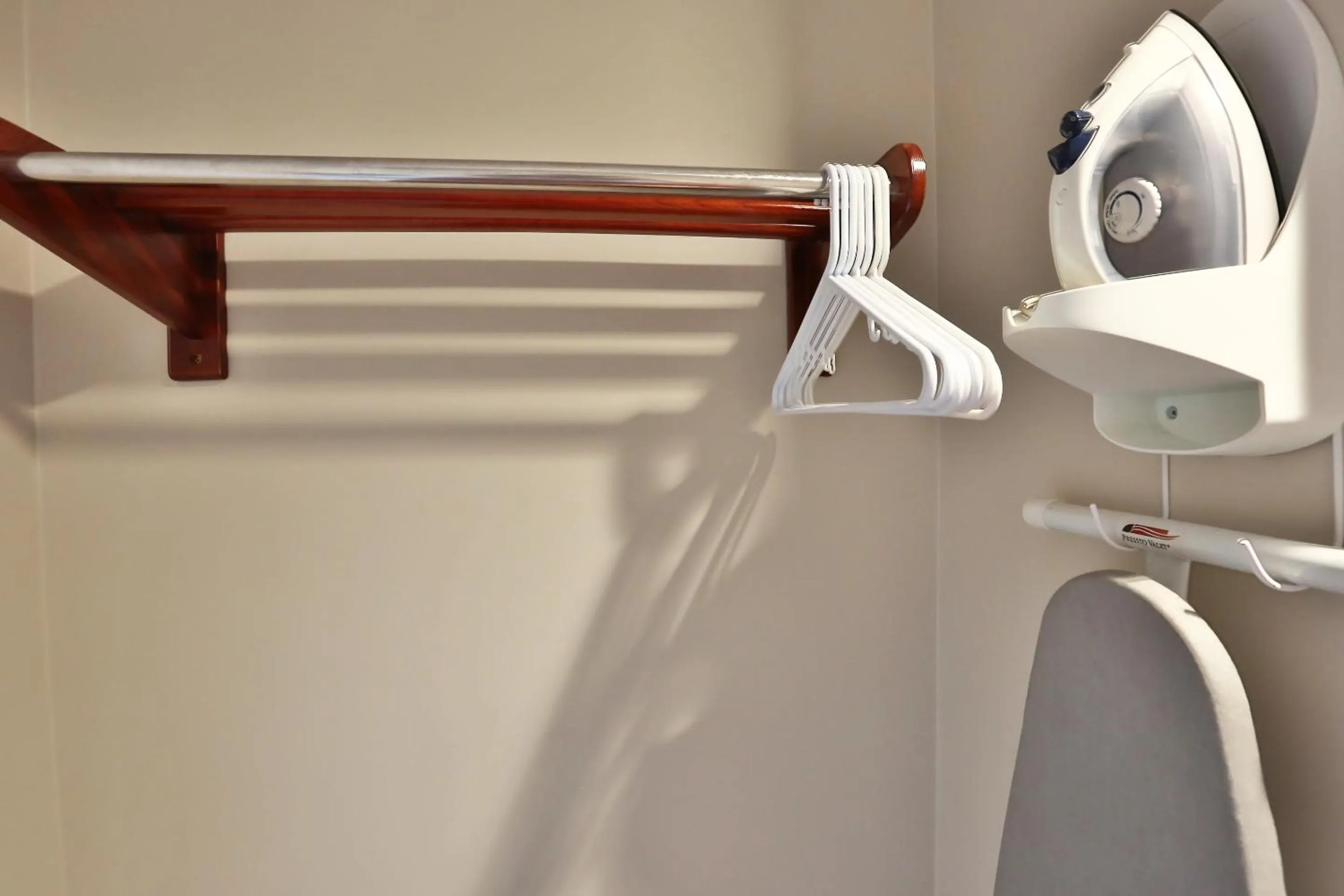 Area and facilities in Hotel 414 Anaheim